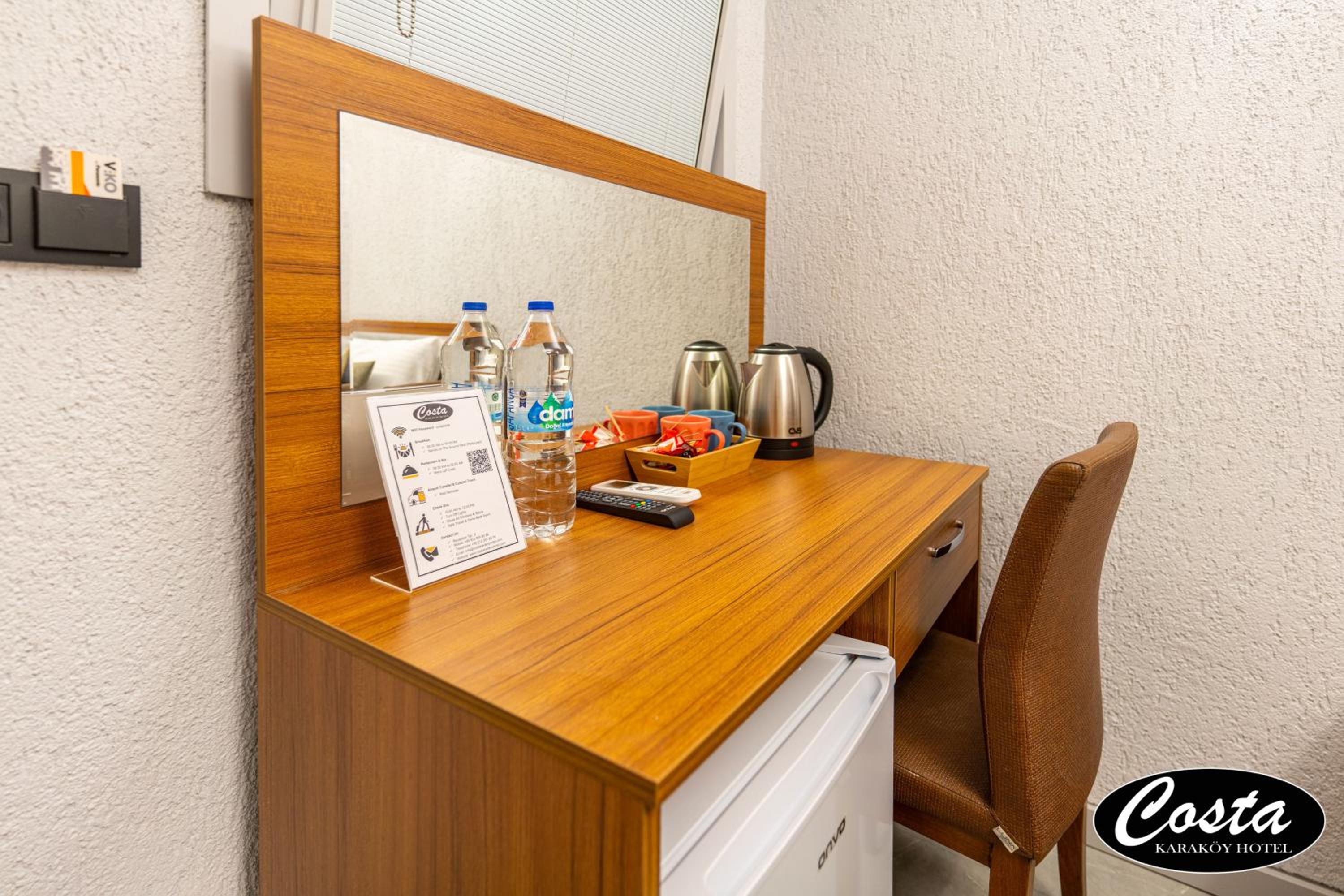 Economy Double Room with No Window photo 3