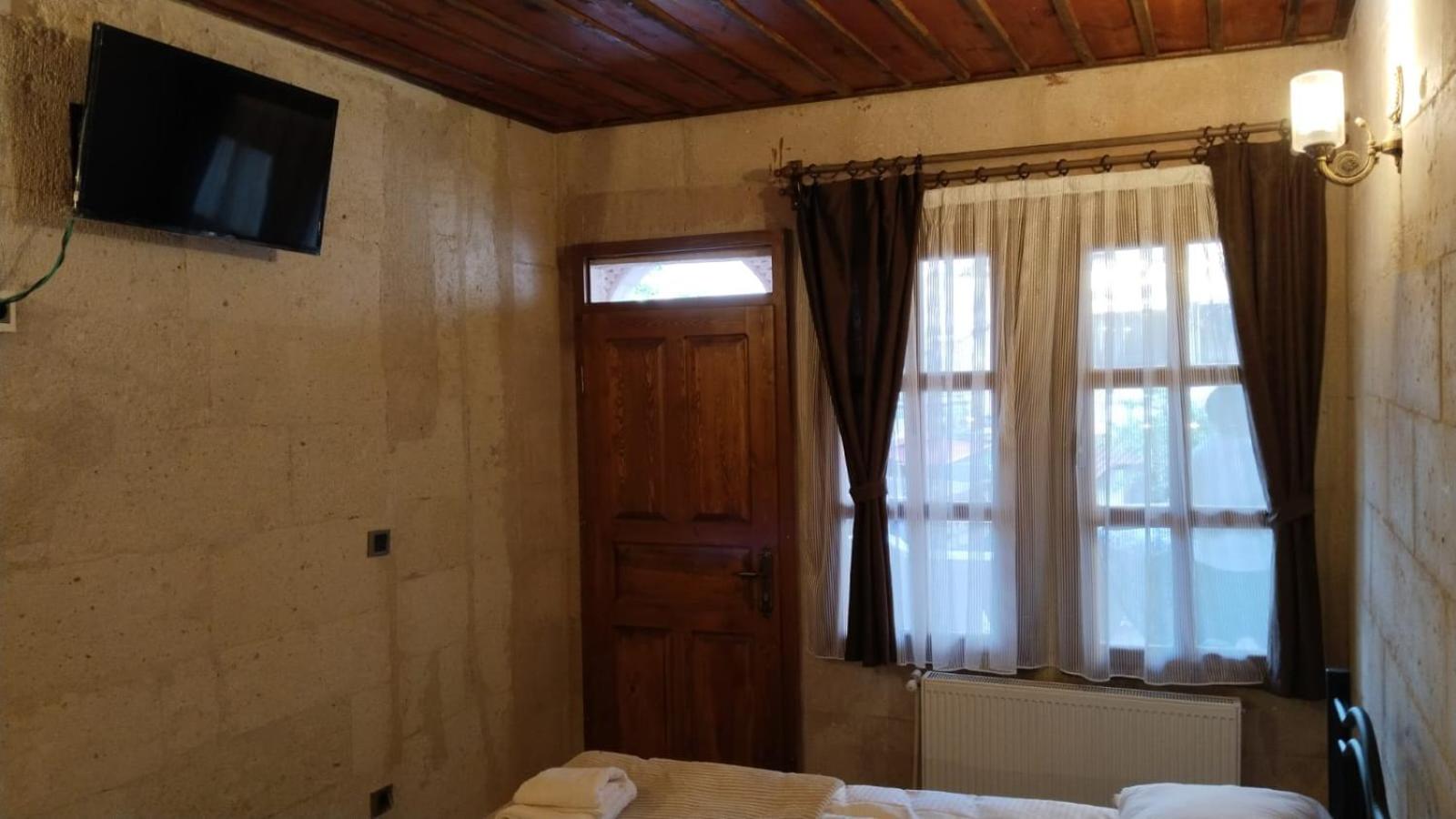 Triple Room - Photo 2