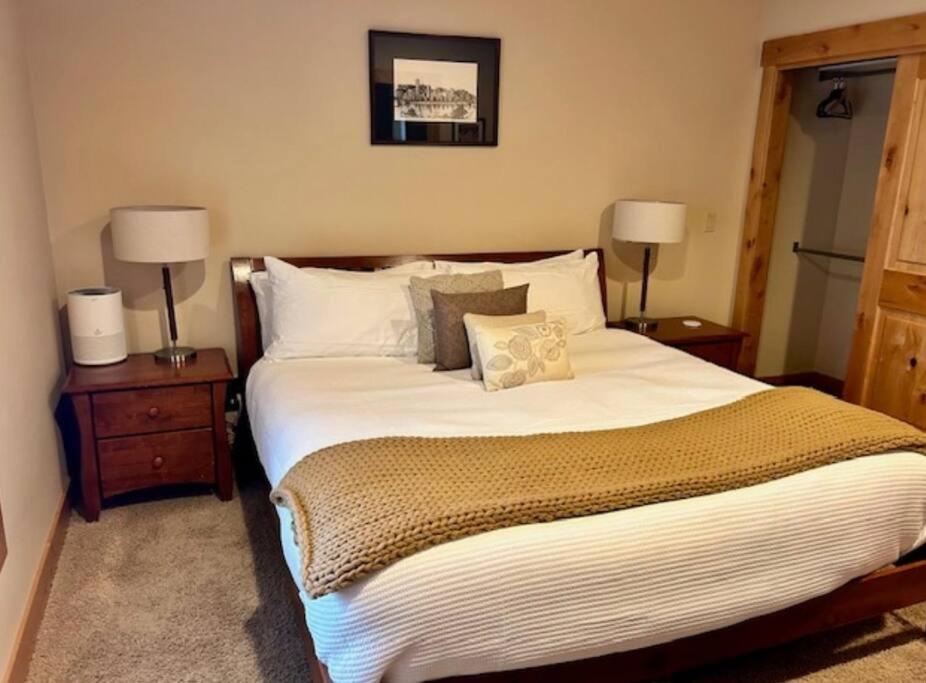 Three-Bedroom House photo 1