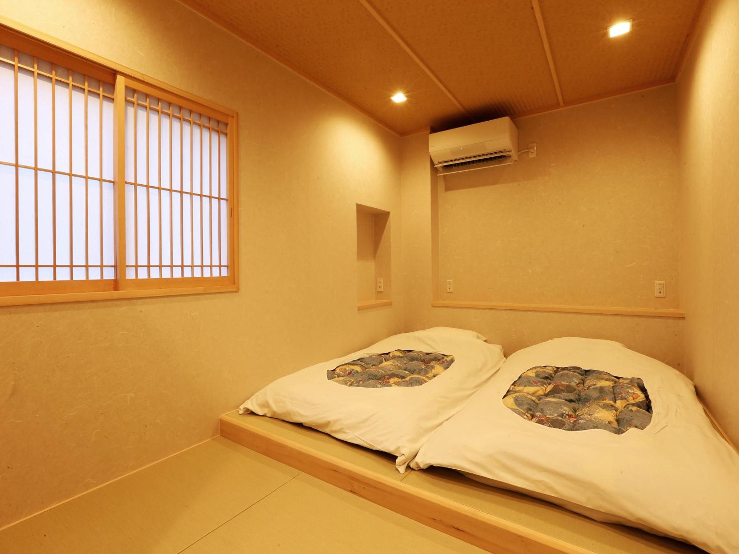 Twin Room with Private Bathroom