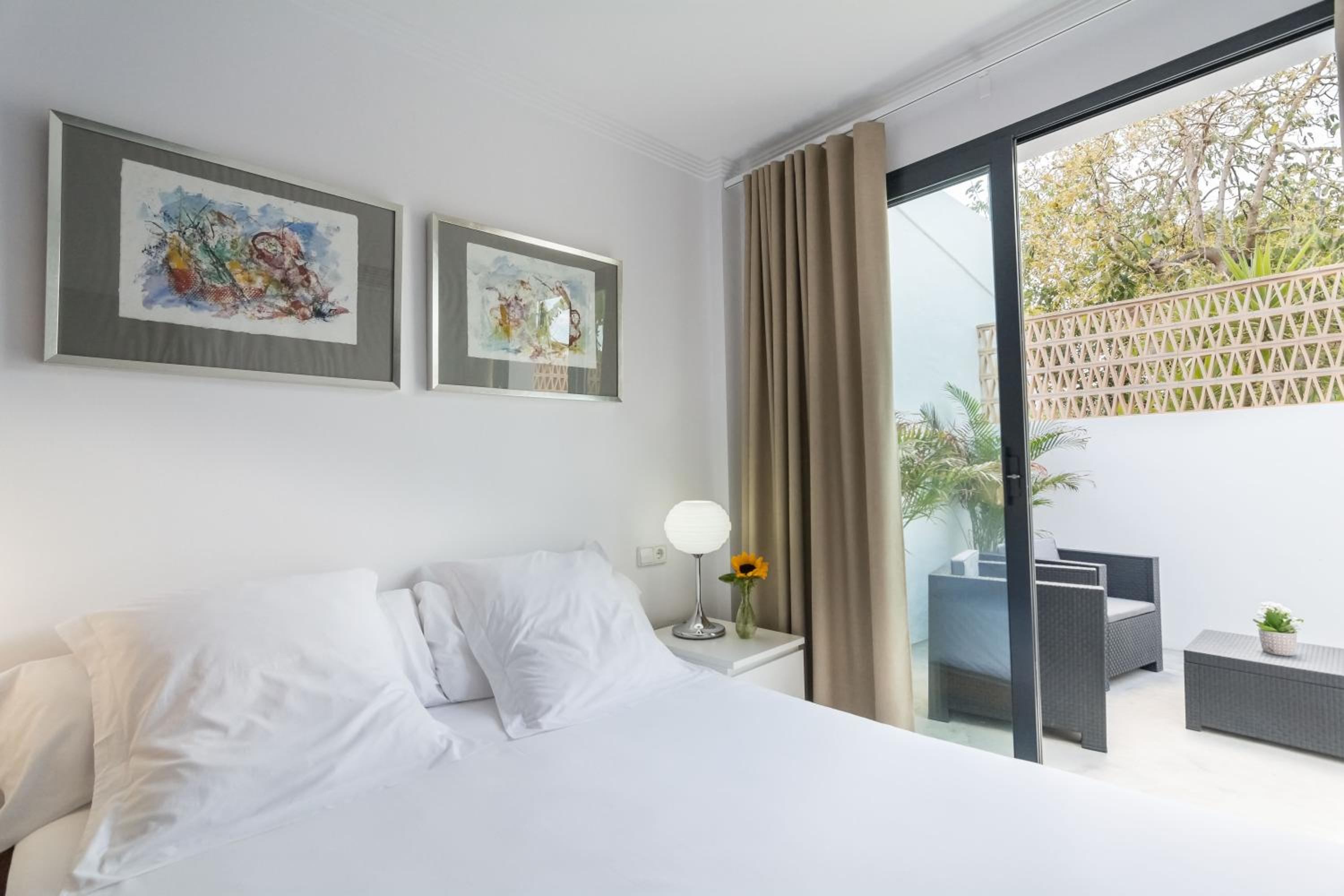 Habitación doble estándar económica con terraza (2 Adultos) - Anexo