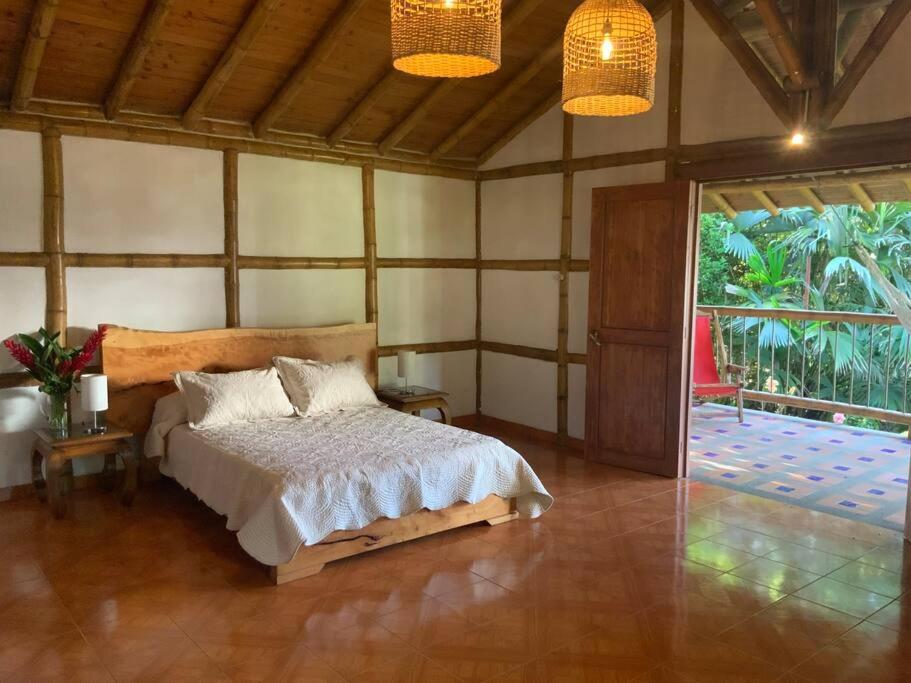 Villa photo 3