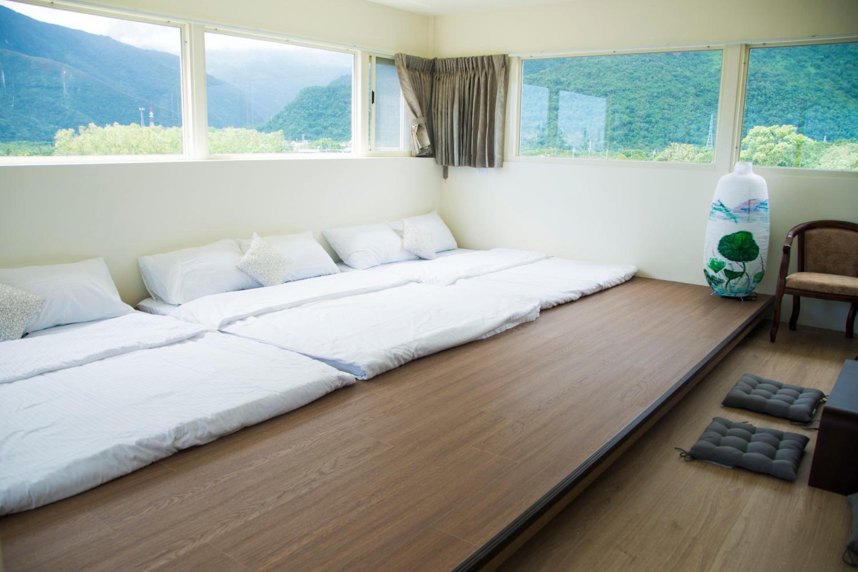 Family Room with Sea View photo 1