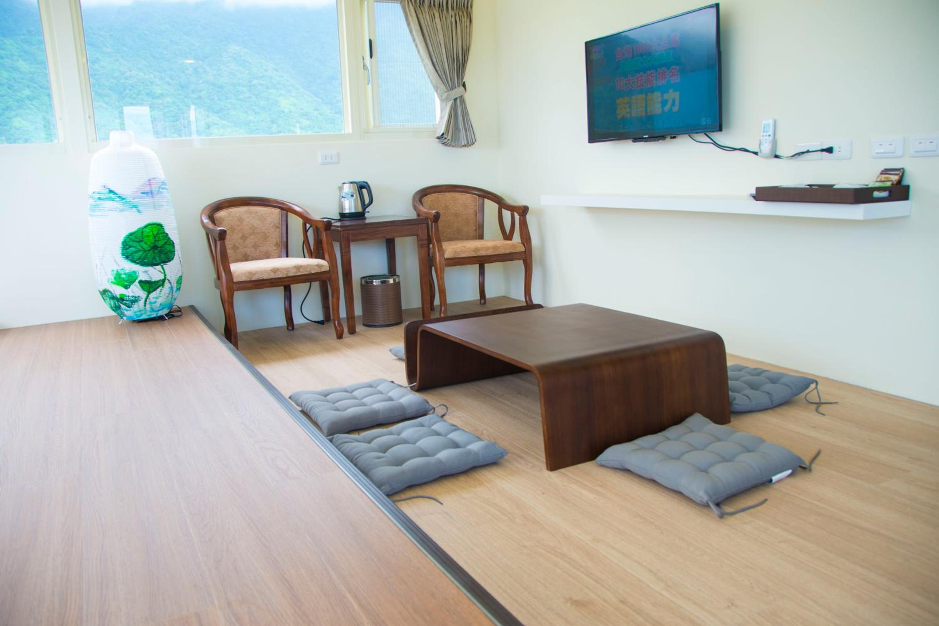 Family Room with Sea View photo 3