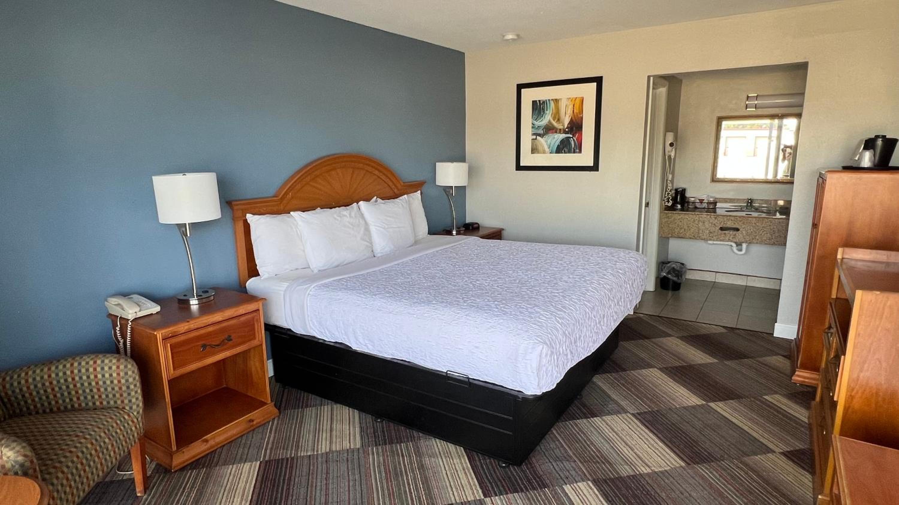 Standard King Room