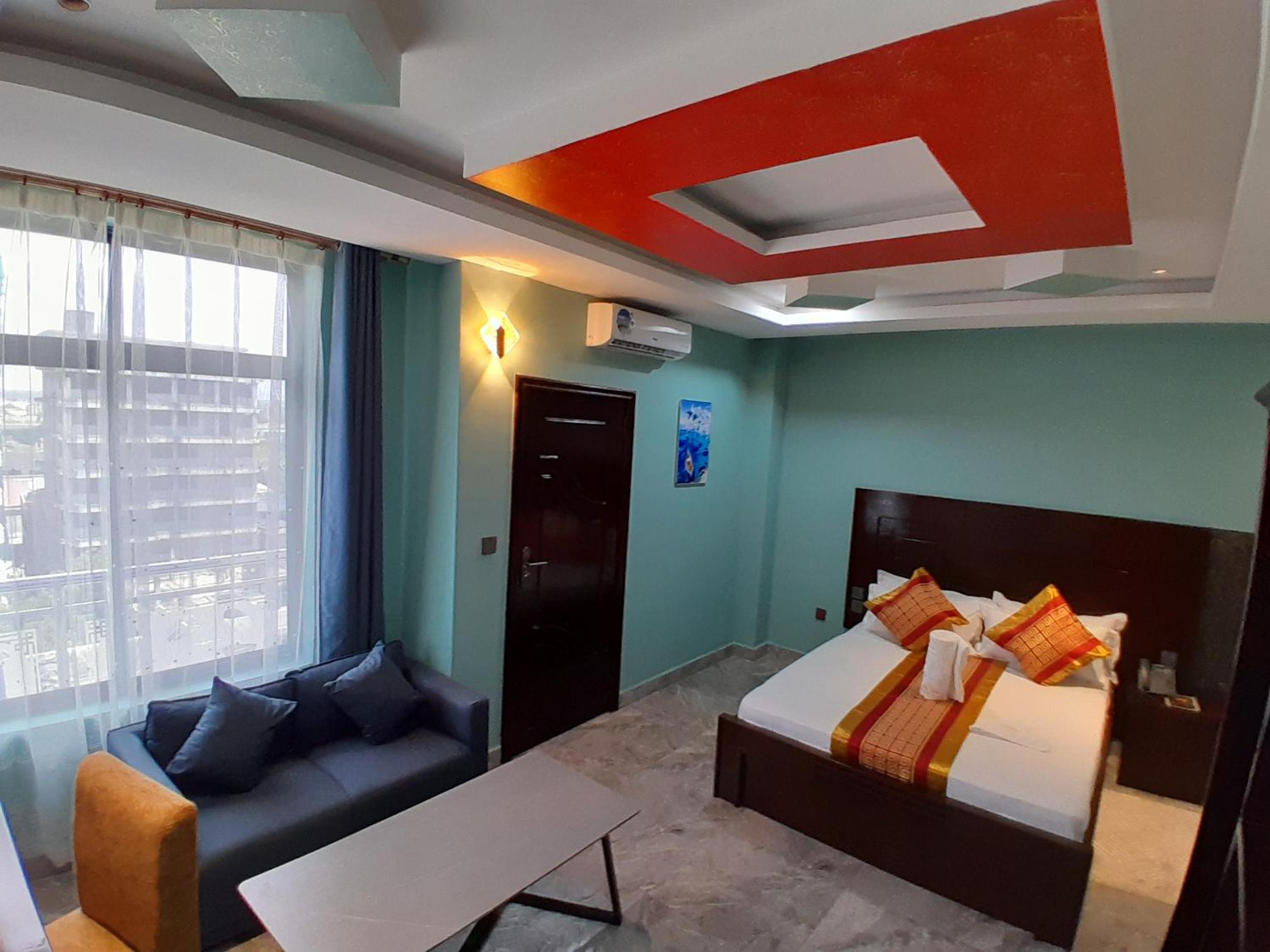 Executive Suite photo 1