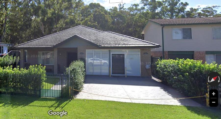 Three-Bedroom House photo 2
