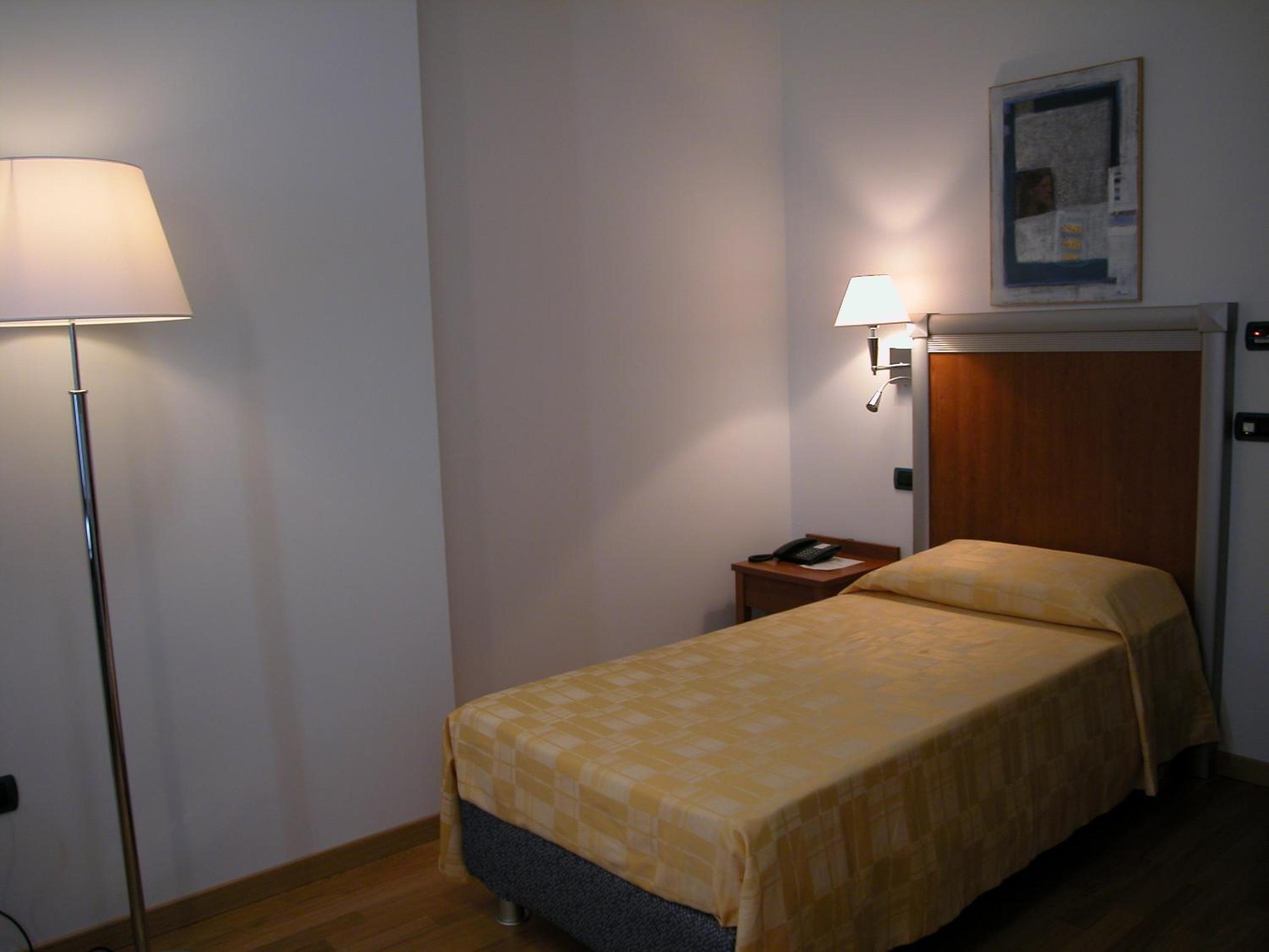 Single Room photo 1