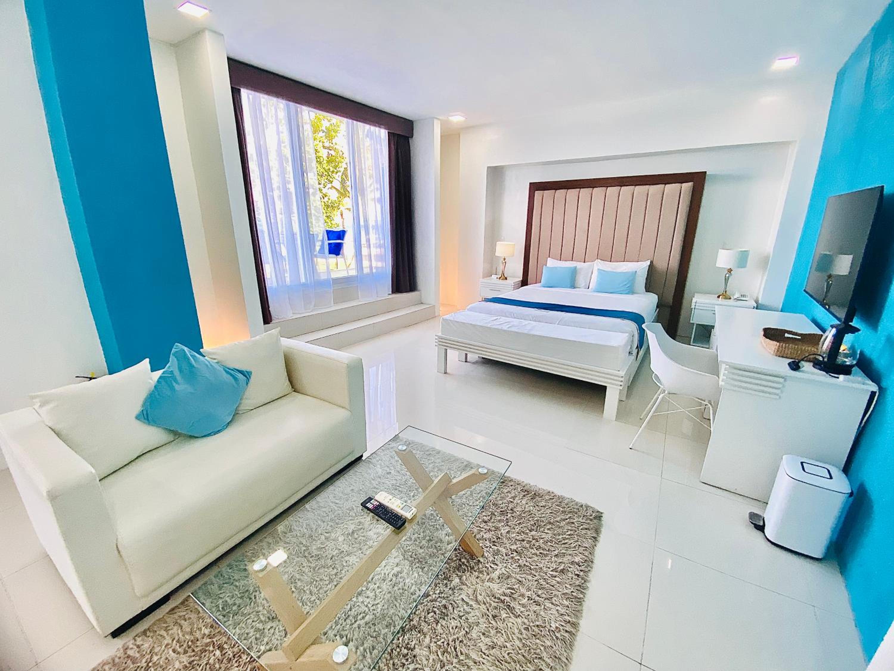 Junior Suite - Photo 1