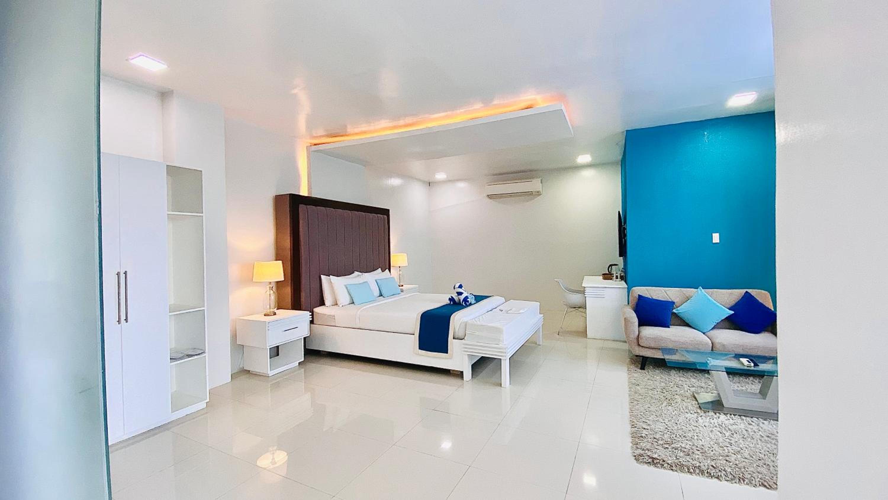 Deluxe Room - Photo 1