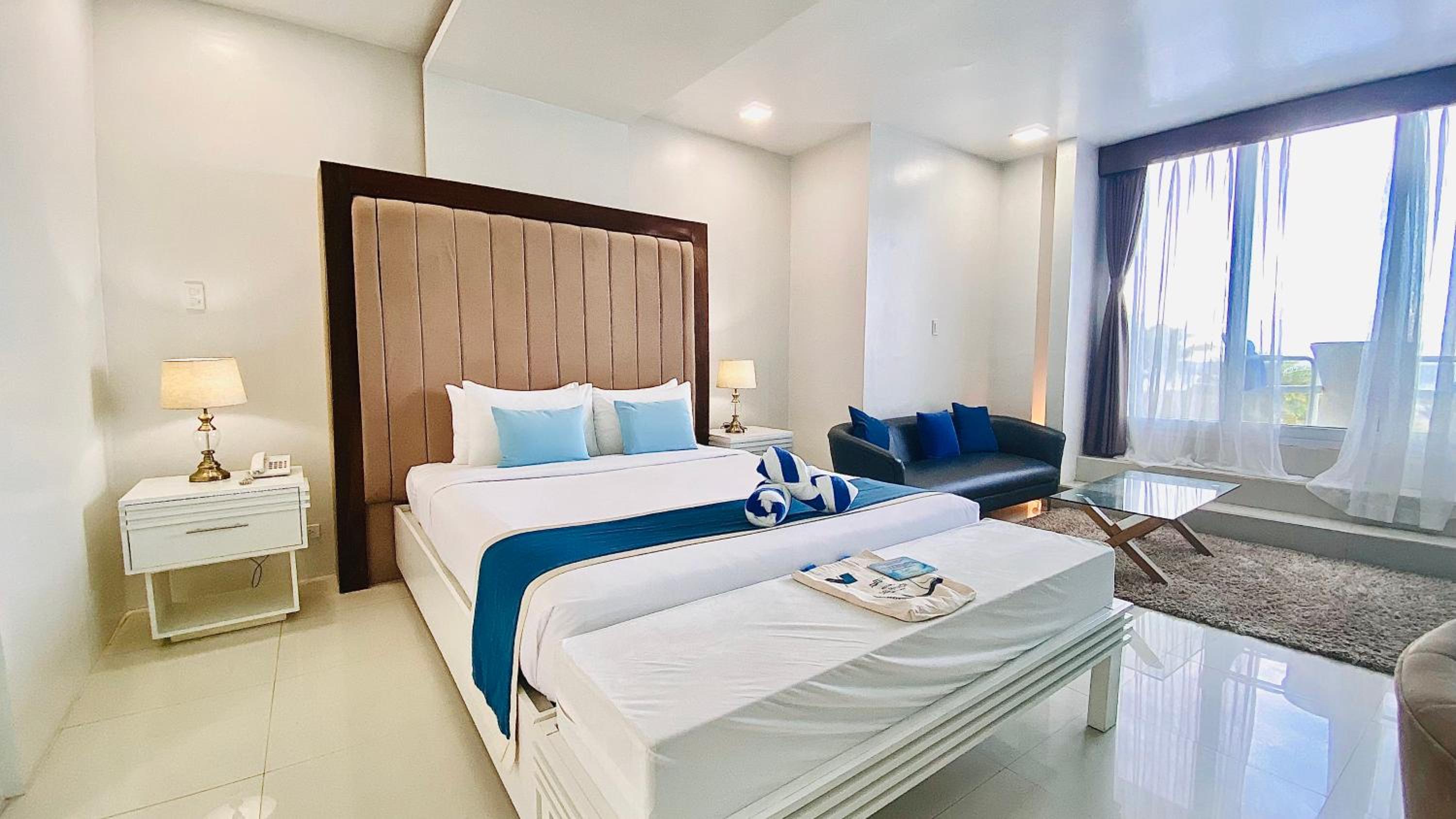 Deluxe Room - Photo 4