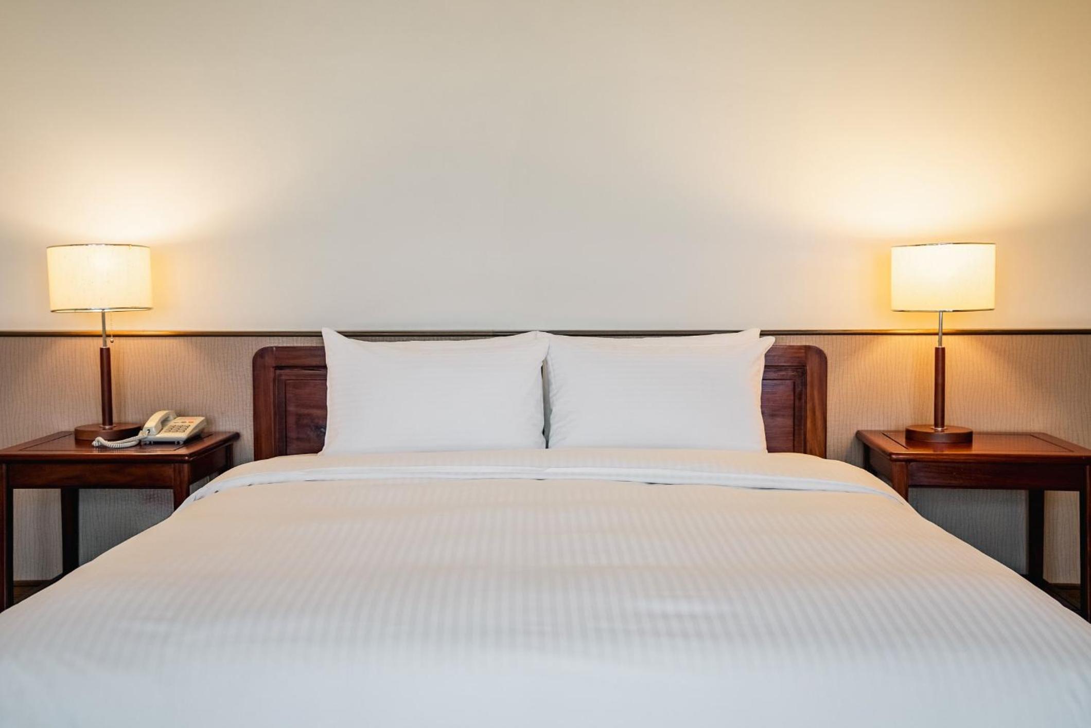 Deluxe Family Suite photo 2