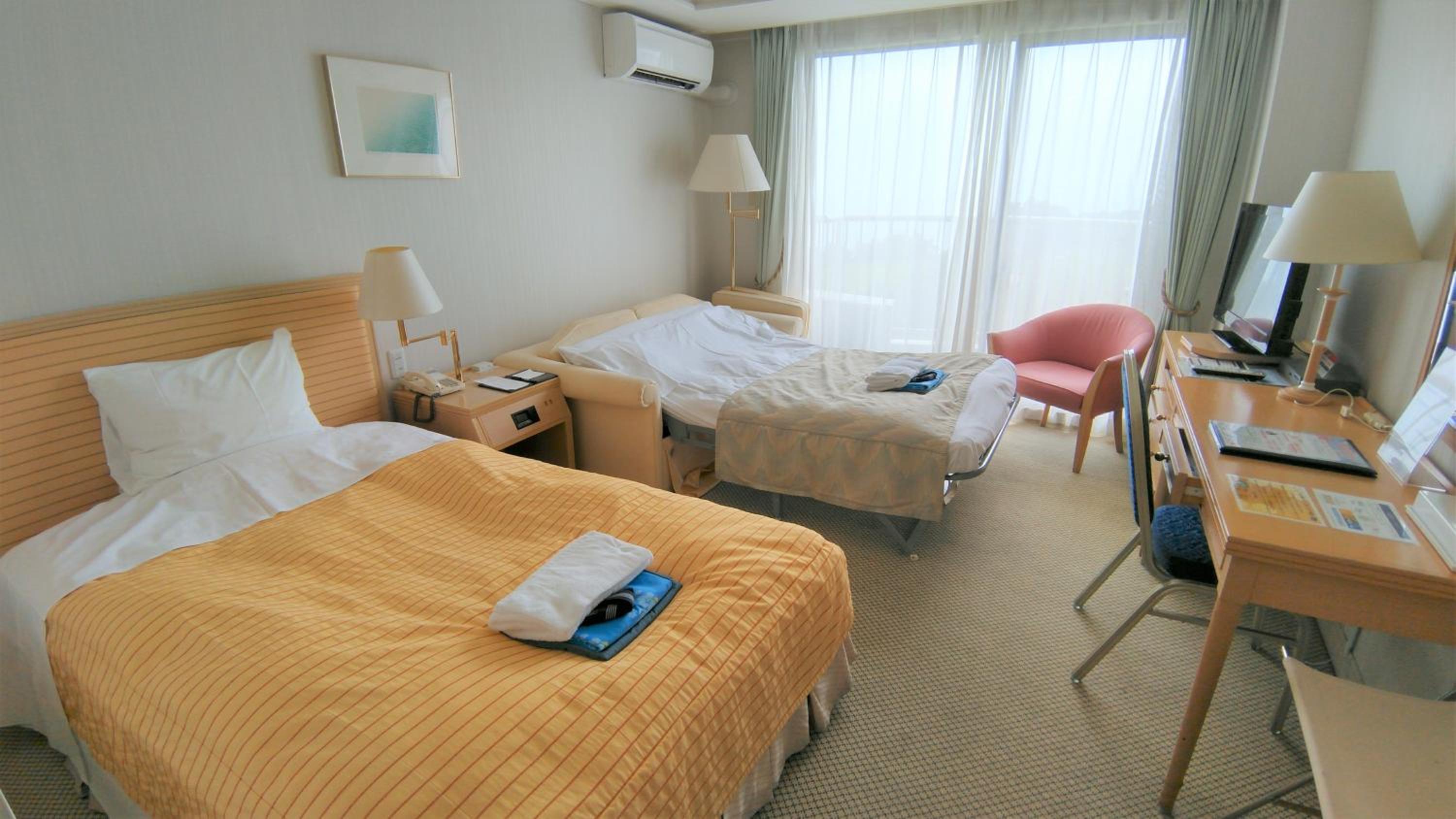 Single Room with Sea View - Non-Smoking photo 1
