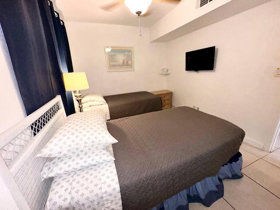 Two-Bedroom House photo 3