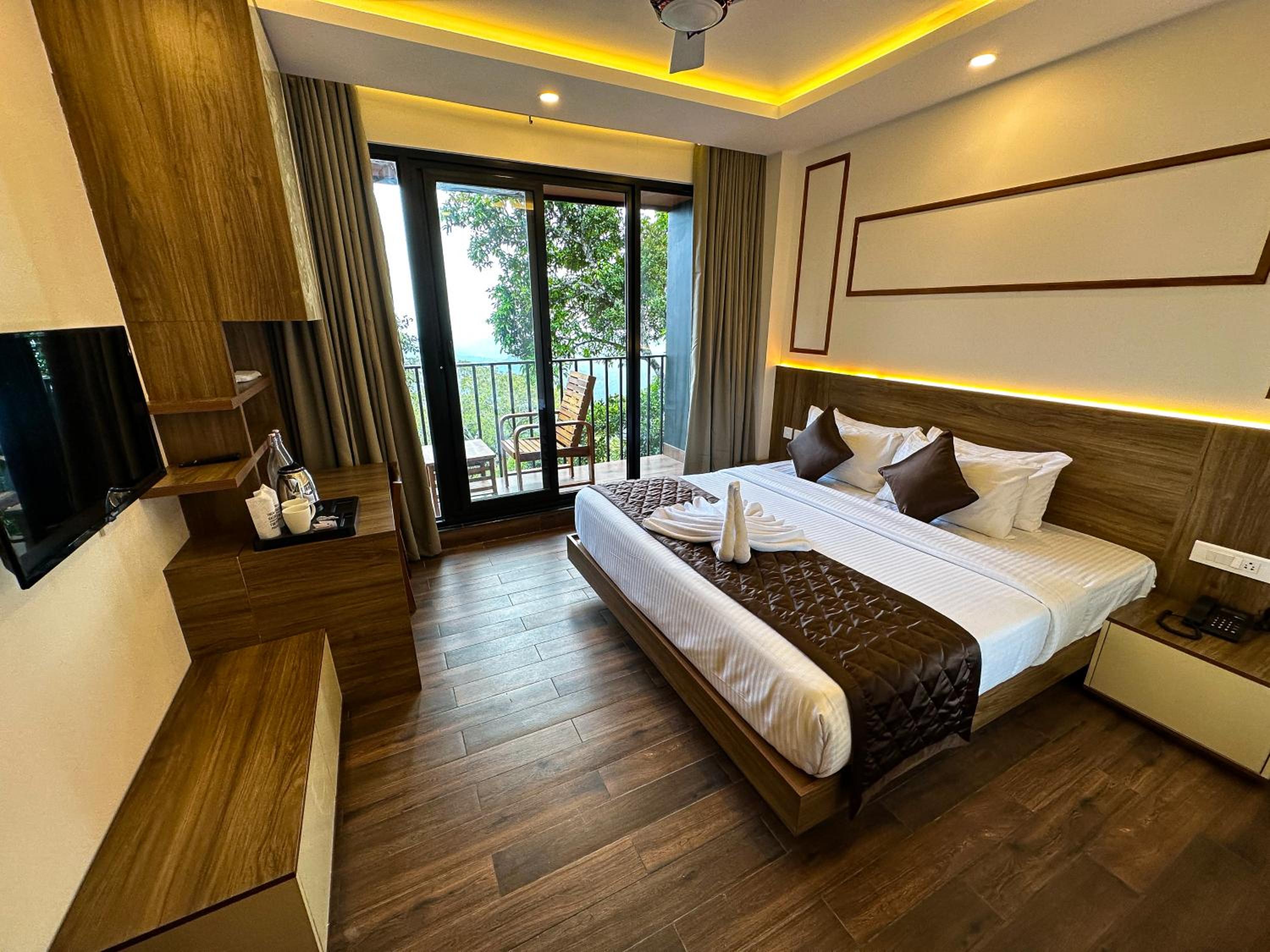 Queen Room With Balcony