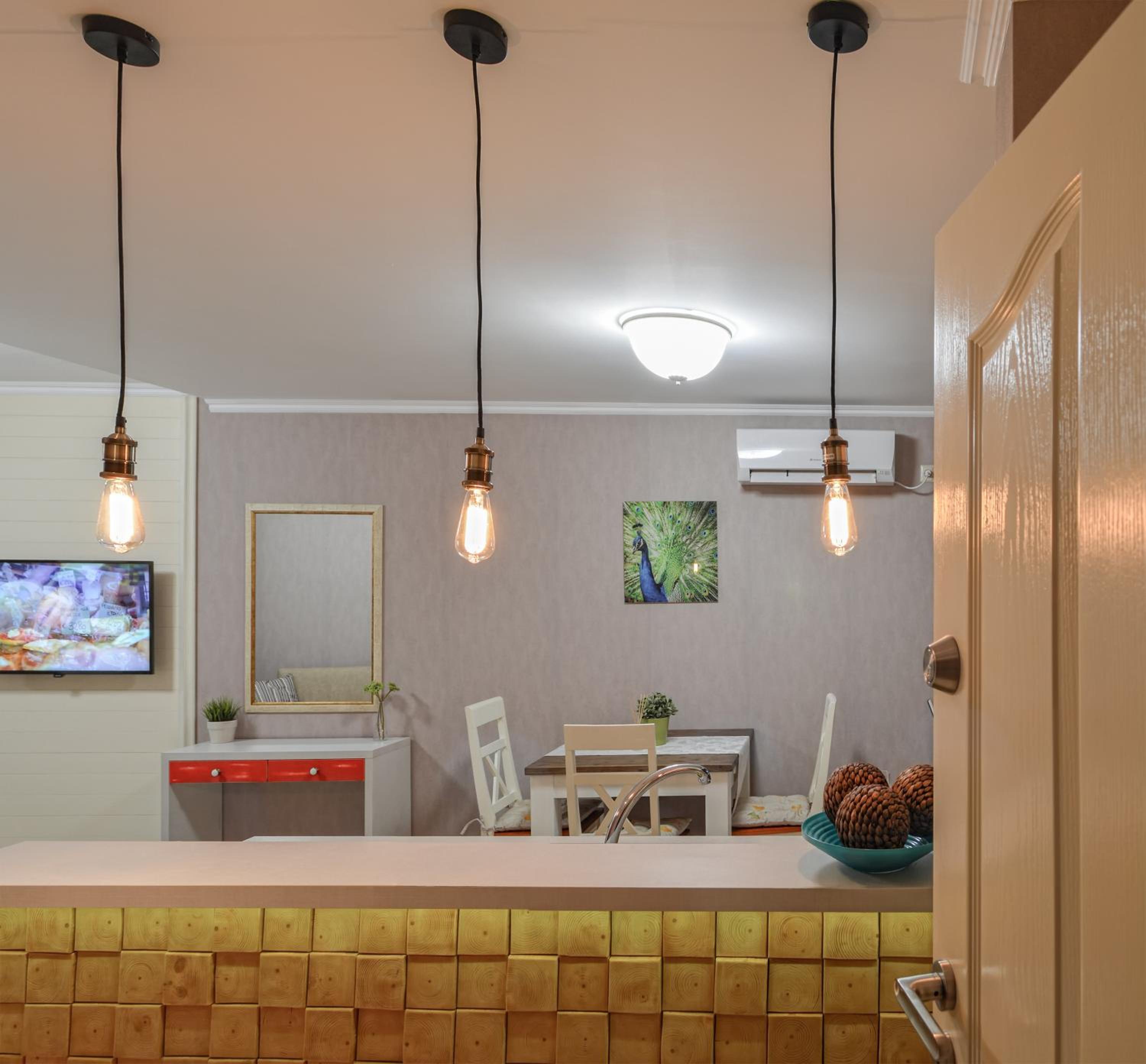 Studio Apartment - Photo 2
