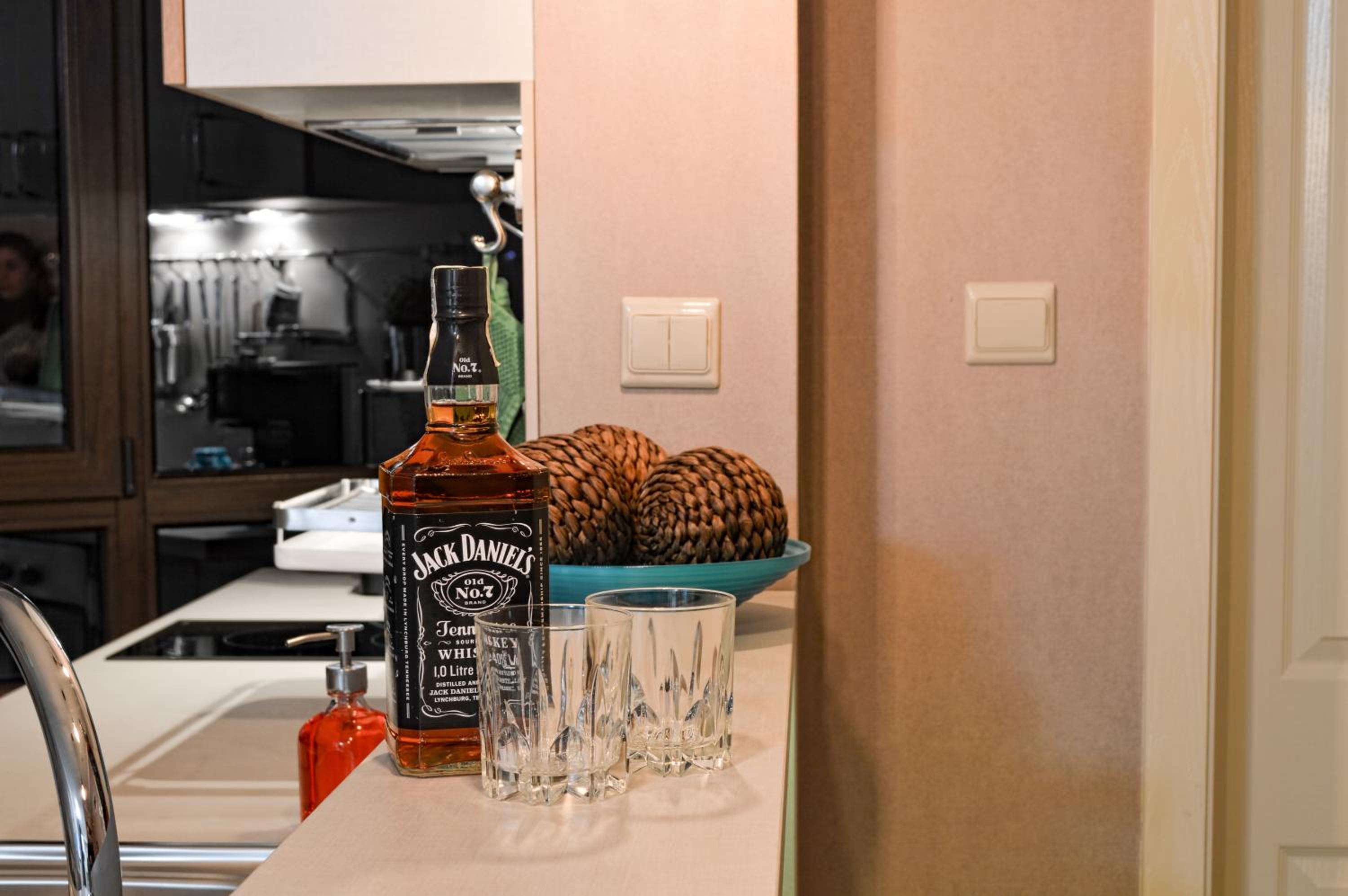 Studio Apartment - Photo 8