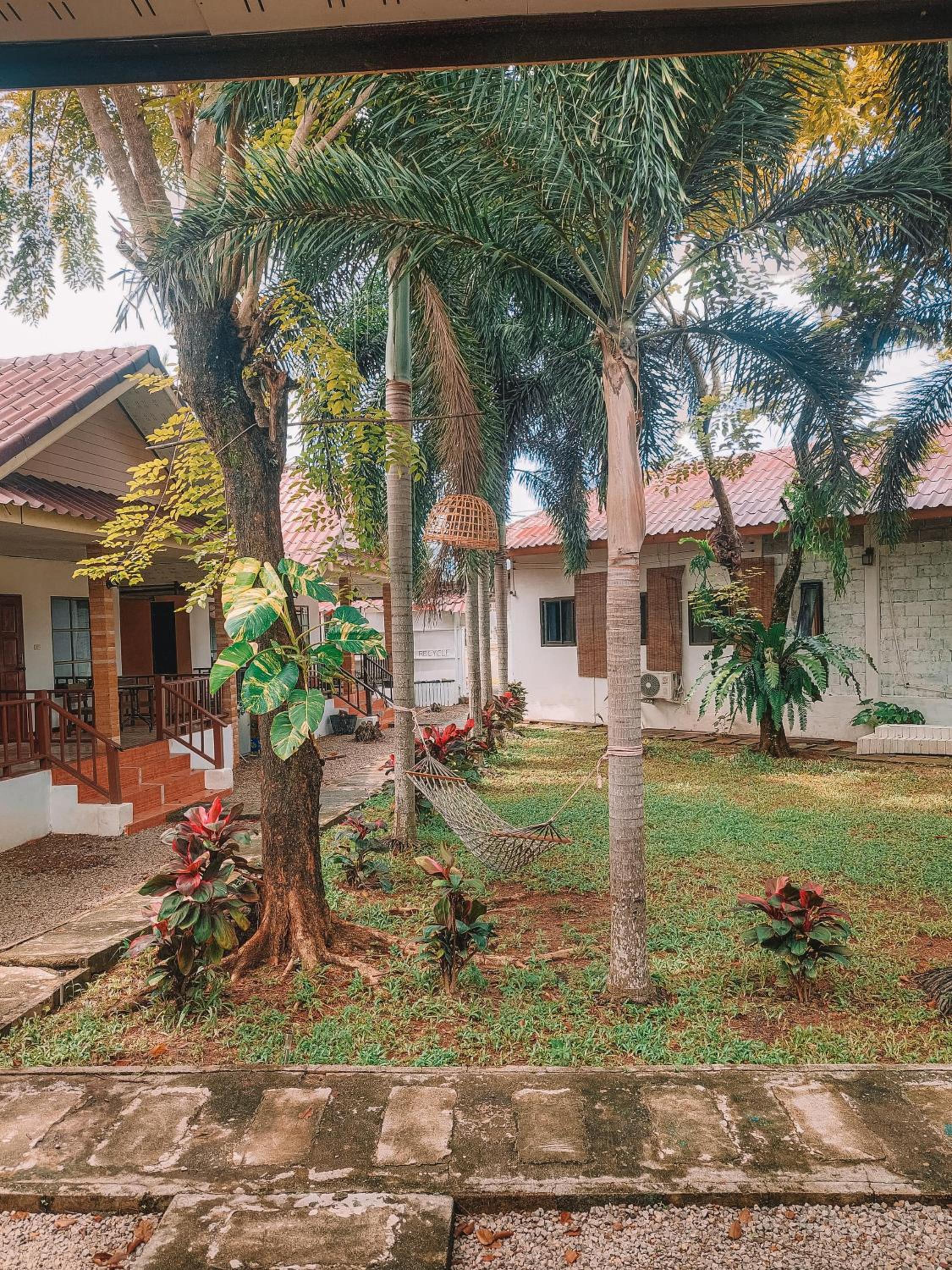 Bungalow with Garden View photo 2
