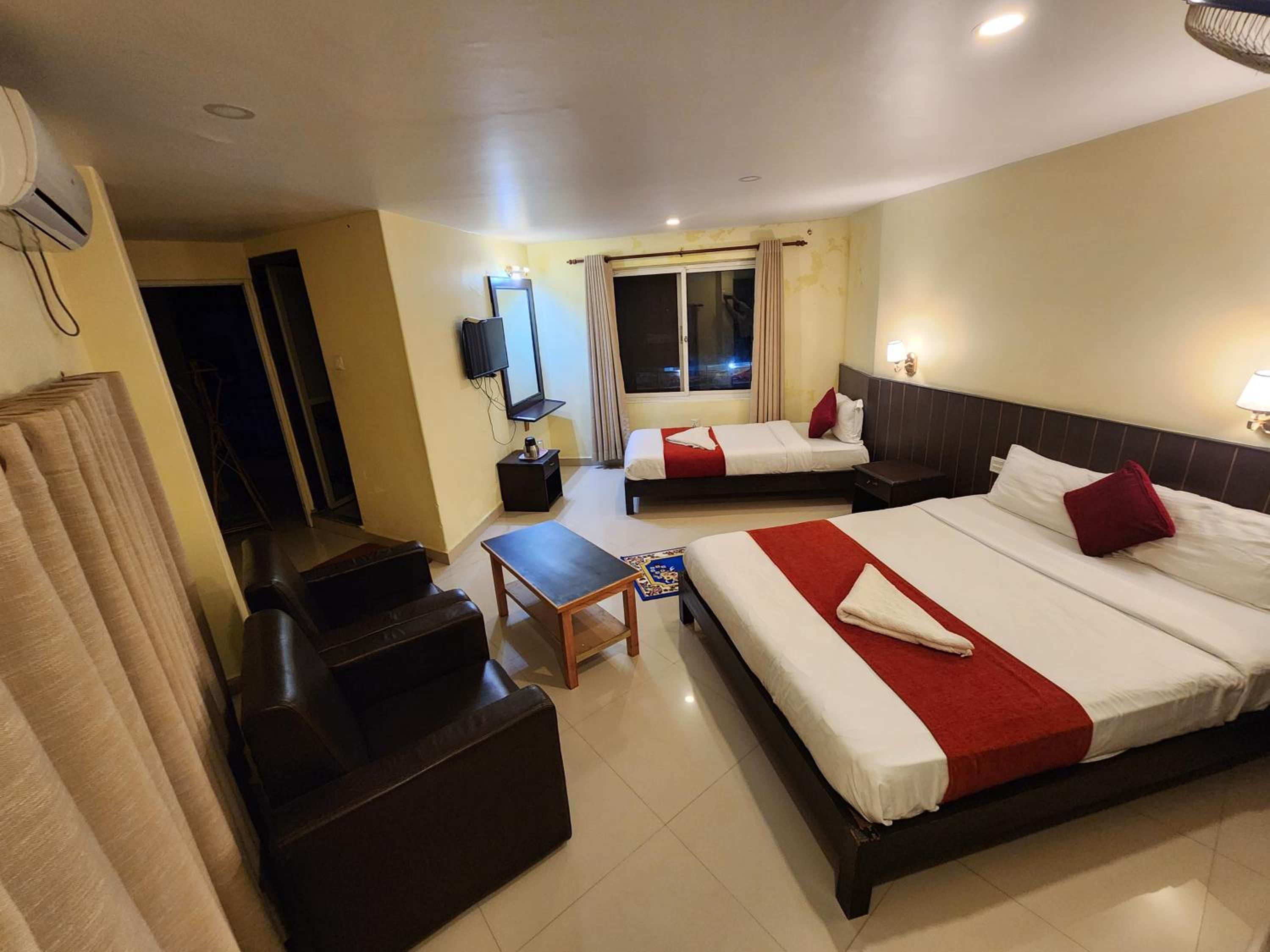 King Room with Lake View photo 1