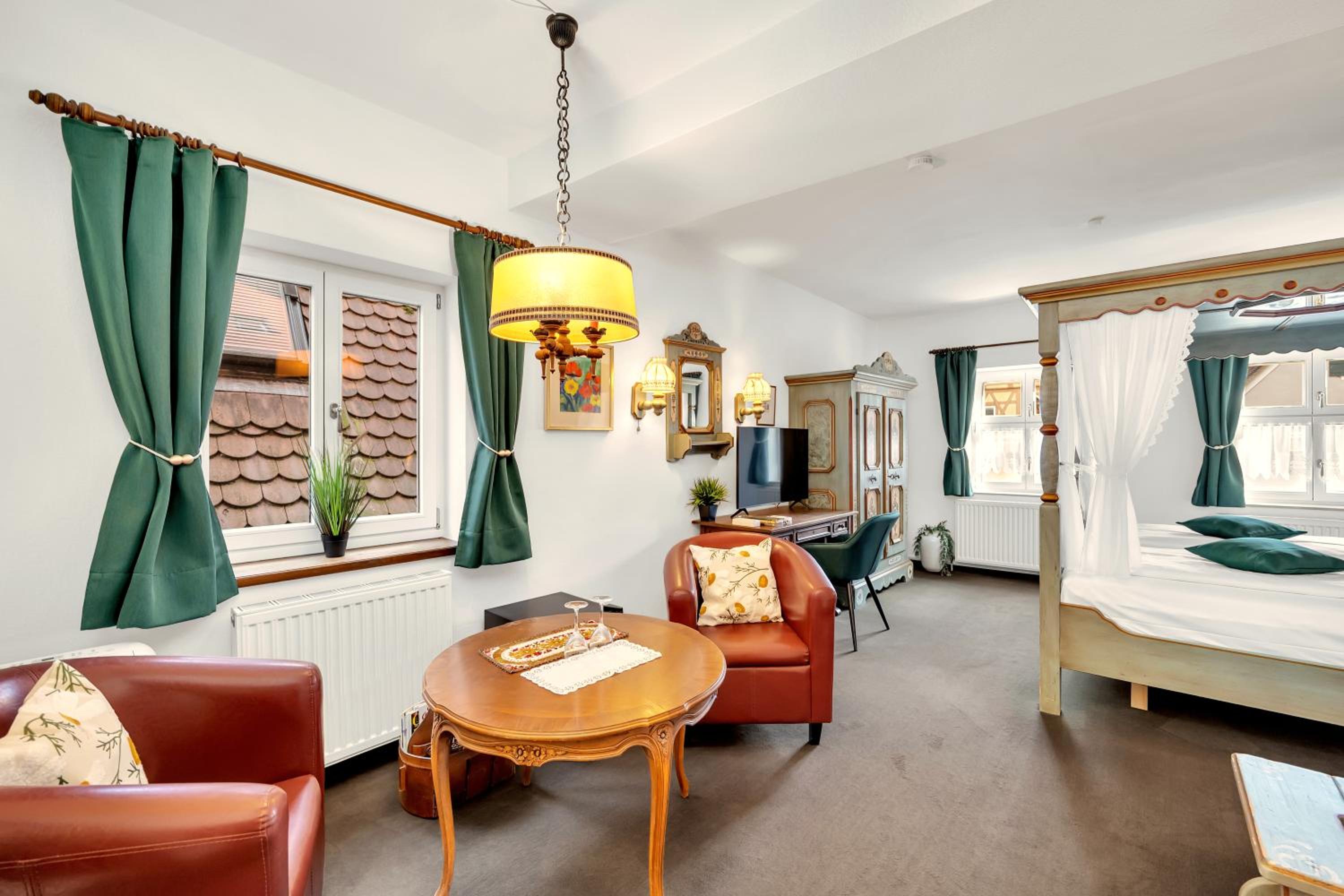 Superior King Room photo 2