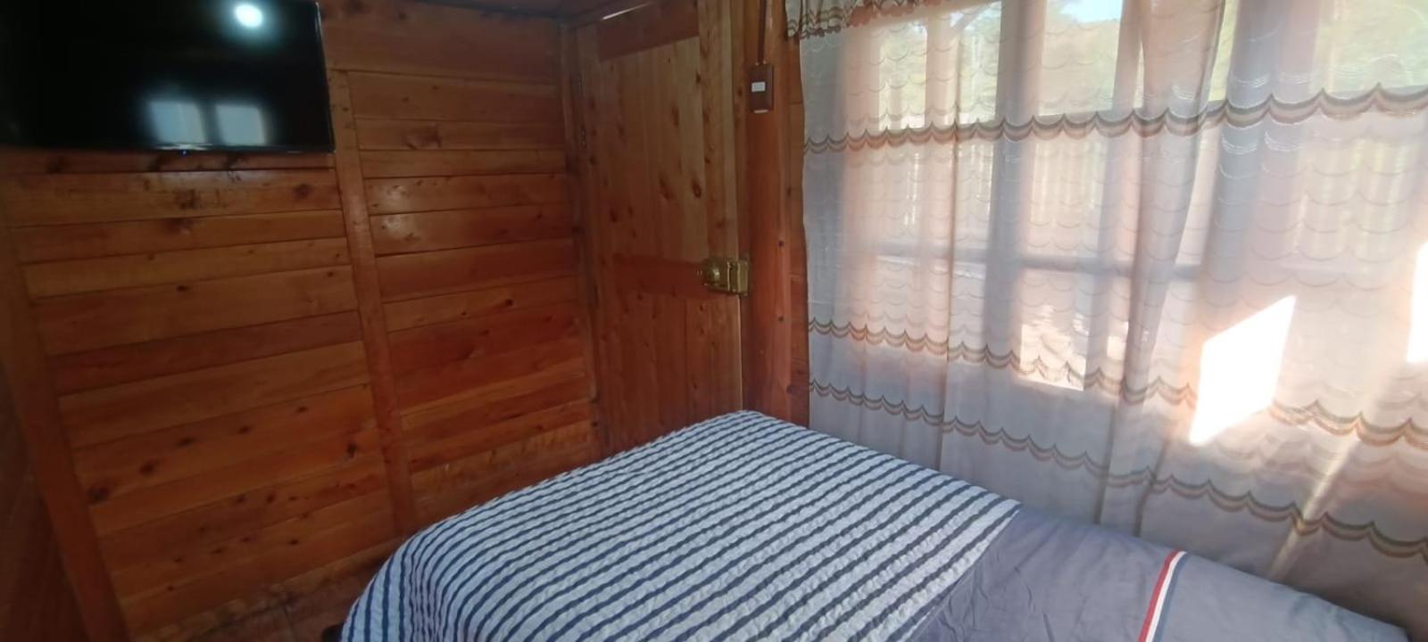 Single Room With Private Bathroom photo 2