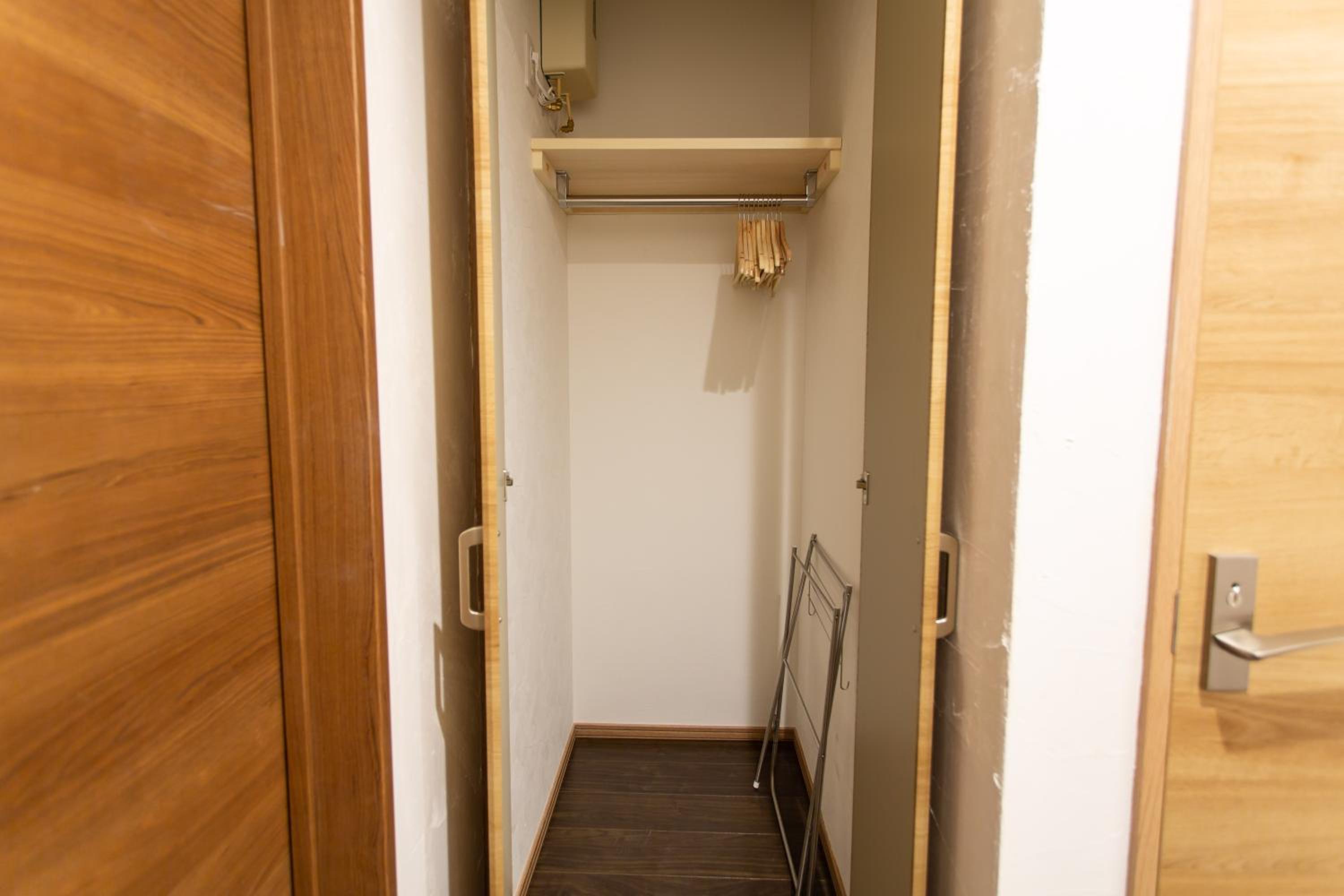 One-Bedroom Apartment - Photo 7