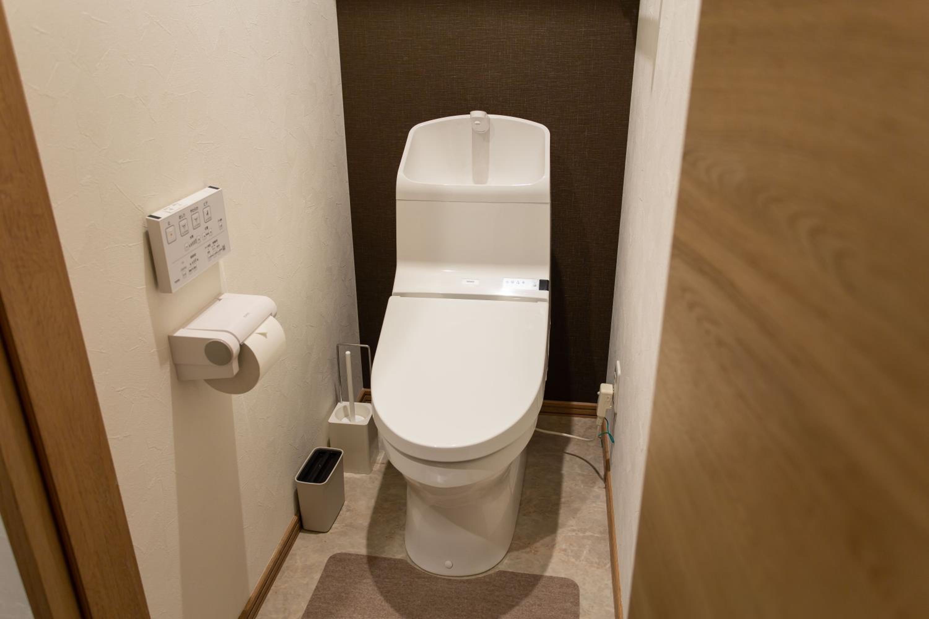 One-Bedroom Apartment - Photo 6