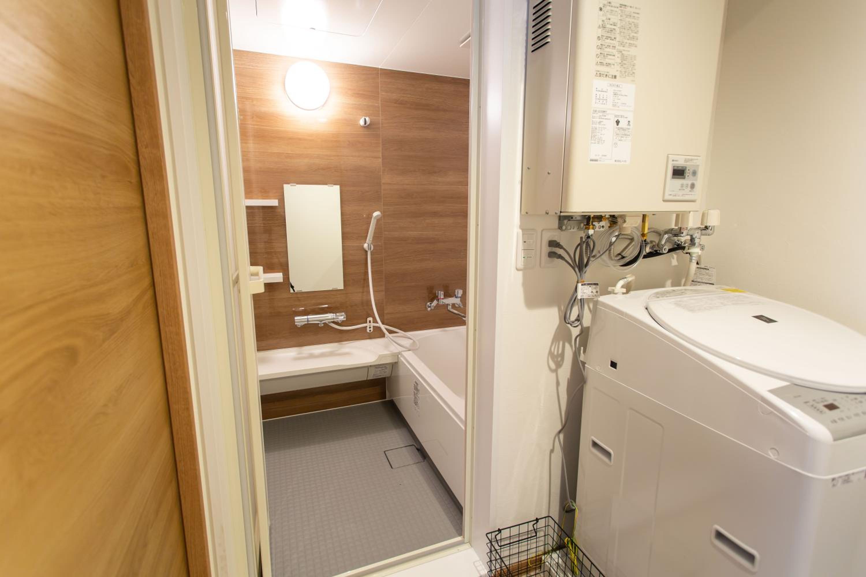 One-Bedroom Apartment - Photo 4