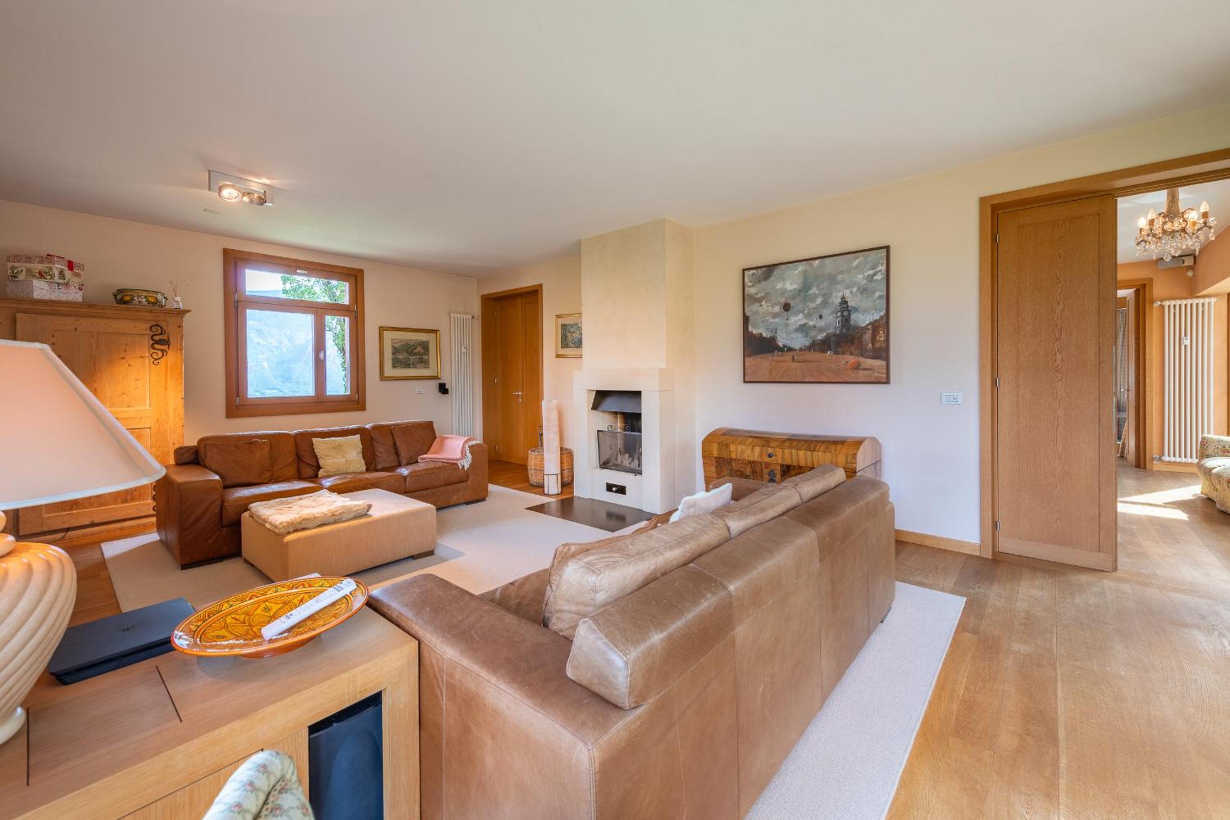 Three-Bedroom Villa photo 1