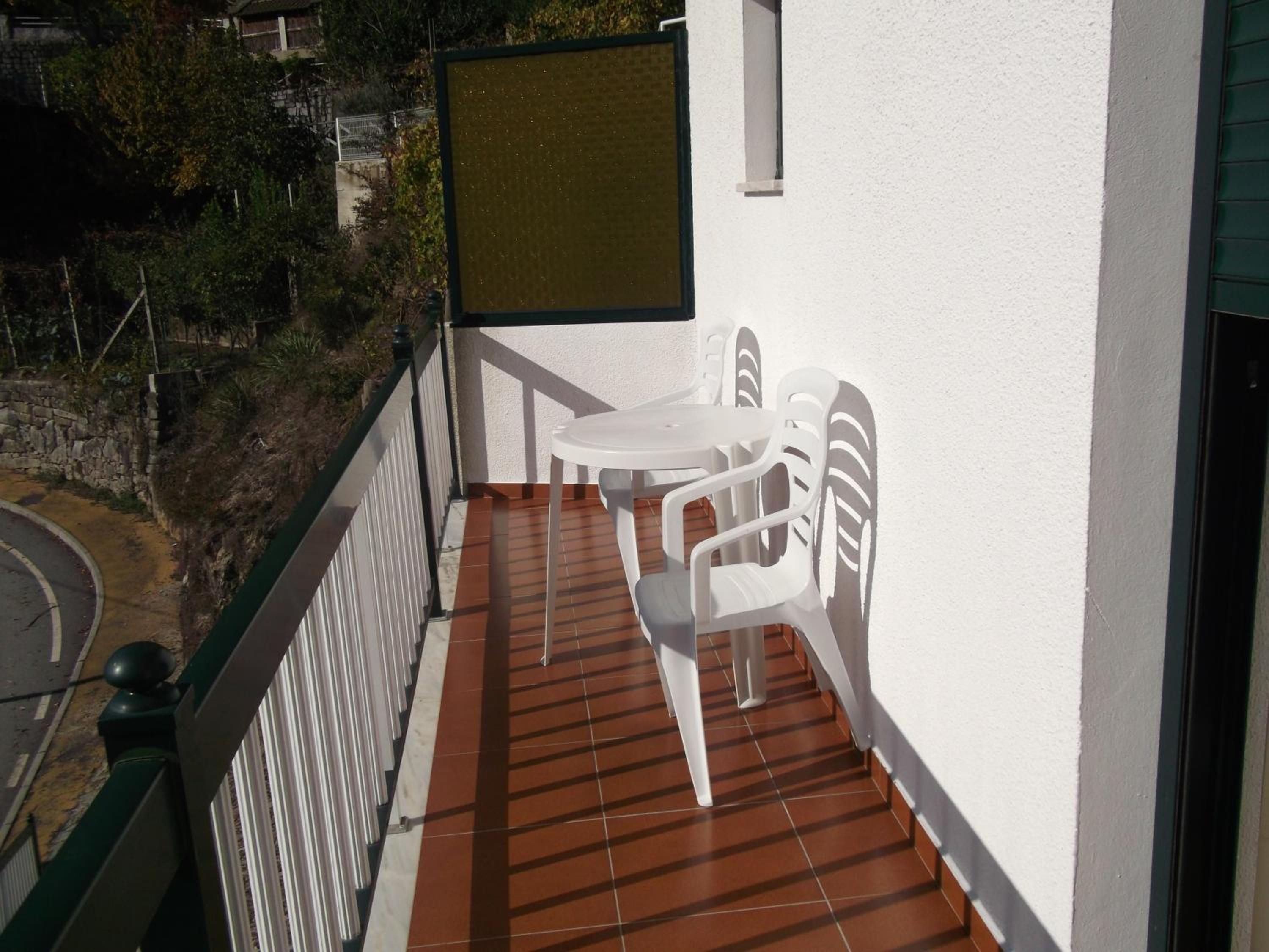 Double or Twin Room - Photo 8