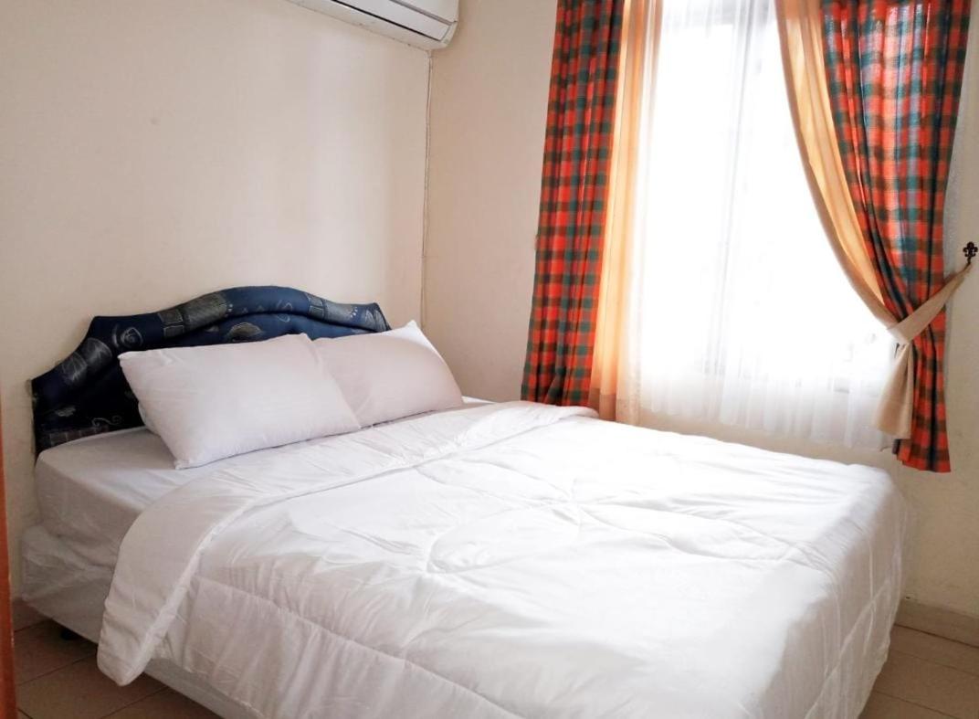 Three-Bedroom Villa photo 1