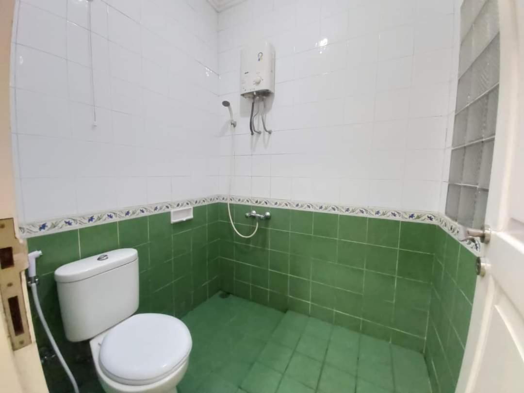 Three-Bedroom Villa photo 2
