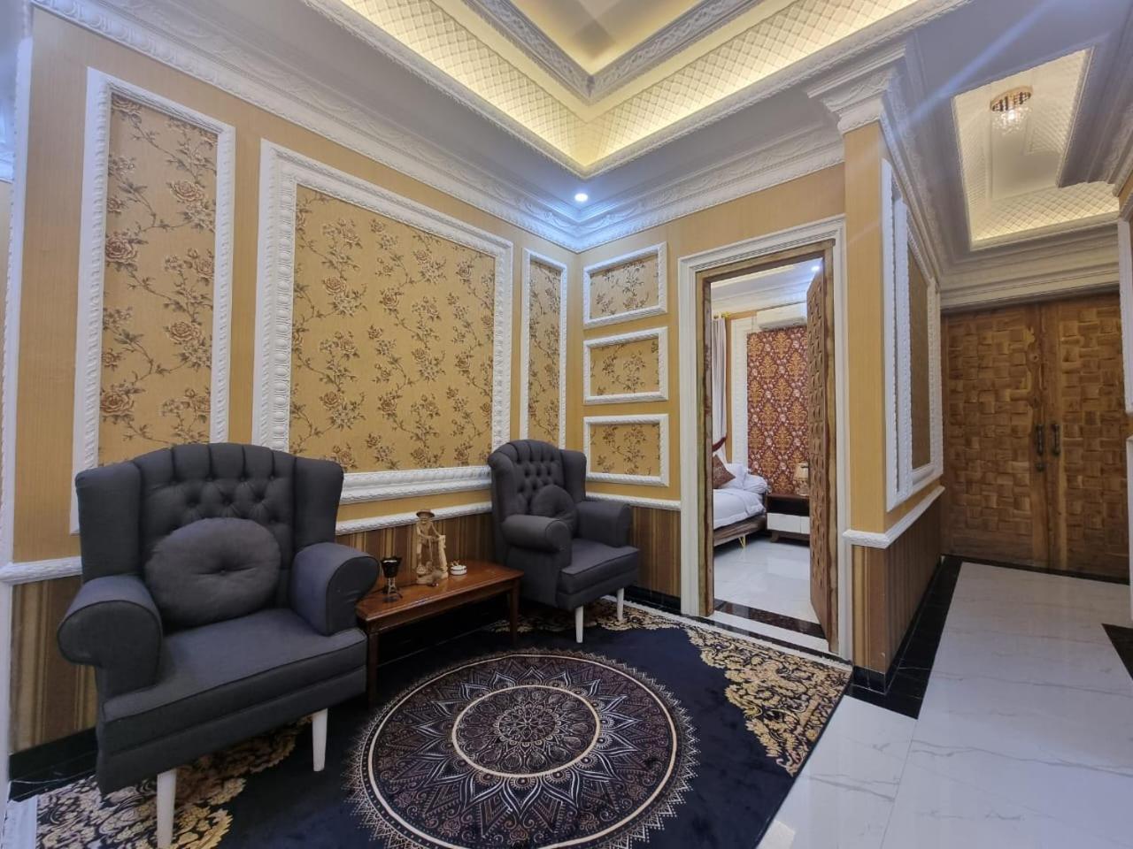 Villa with Private Pool photo 2