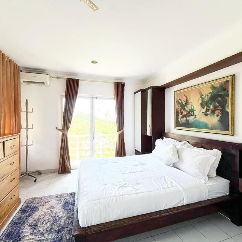 Villa with Private Pool photo 2