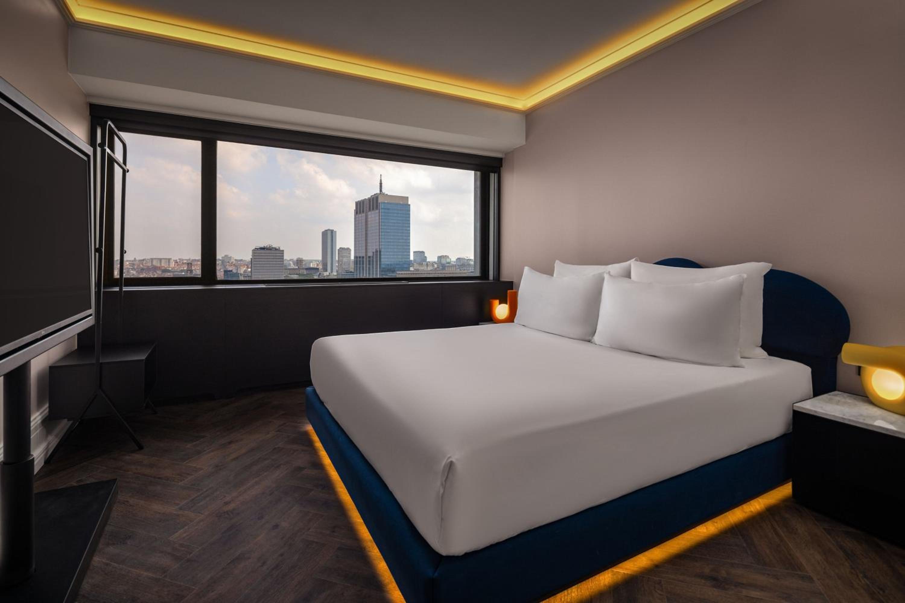FAM Suite, 2 Bedroom Suite, City view