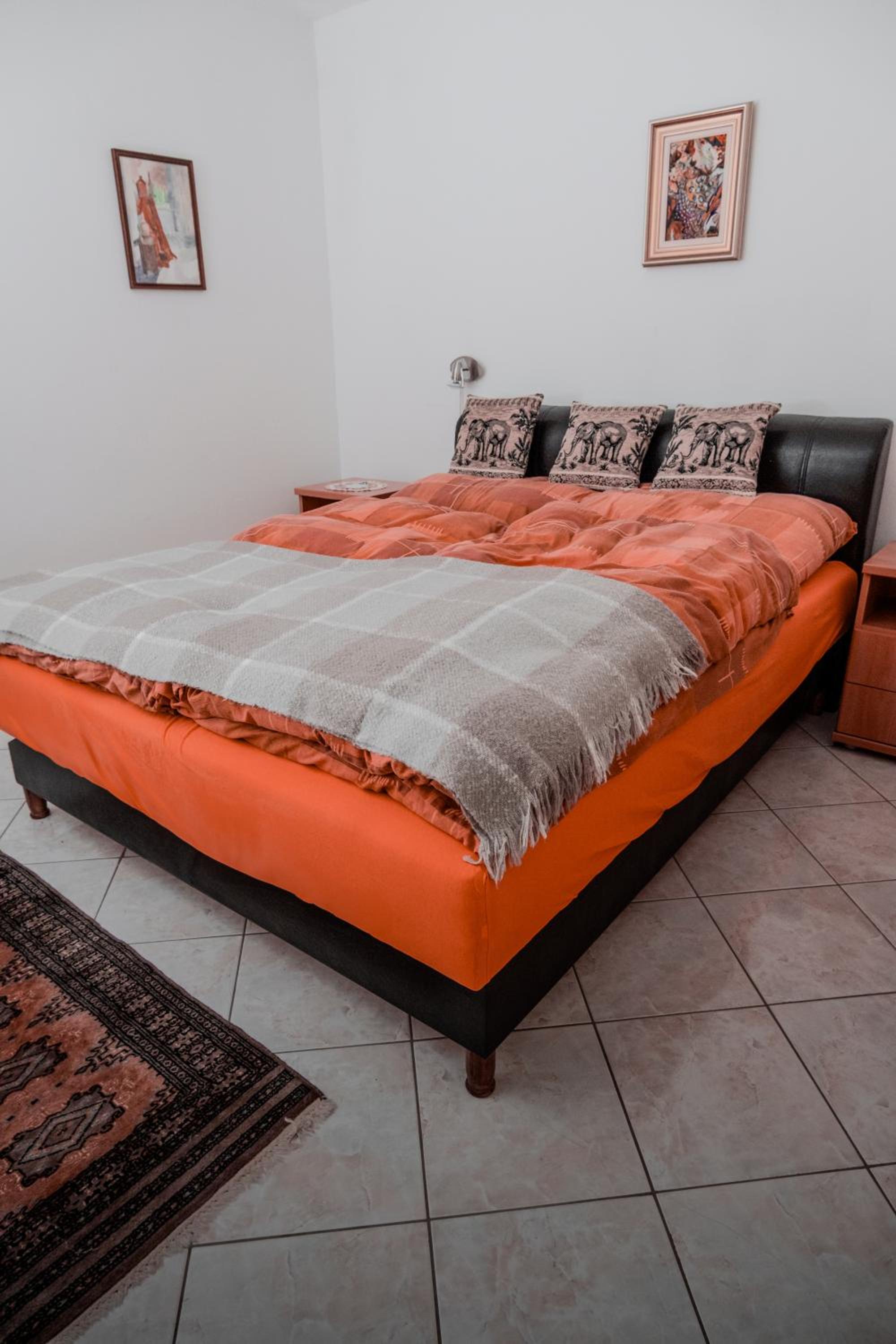 Double Room with Private Bathroom photo 2