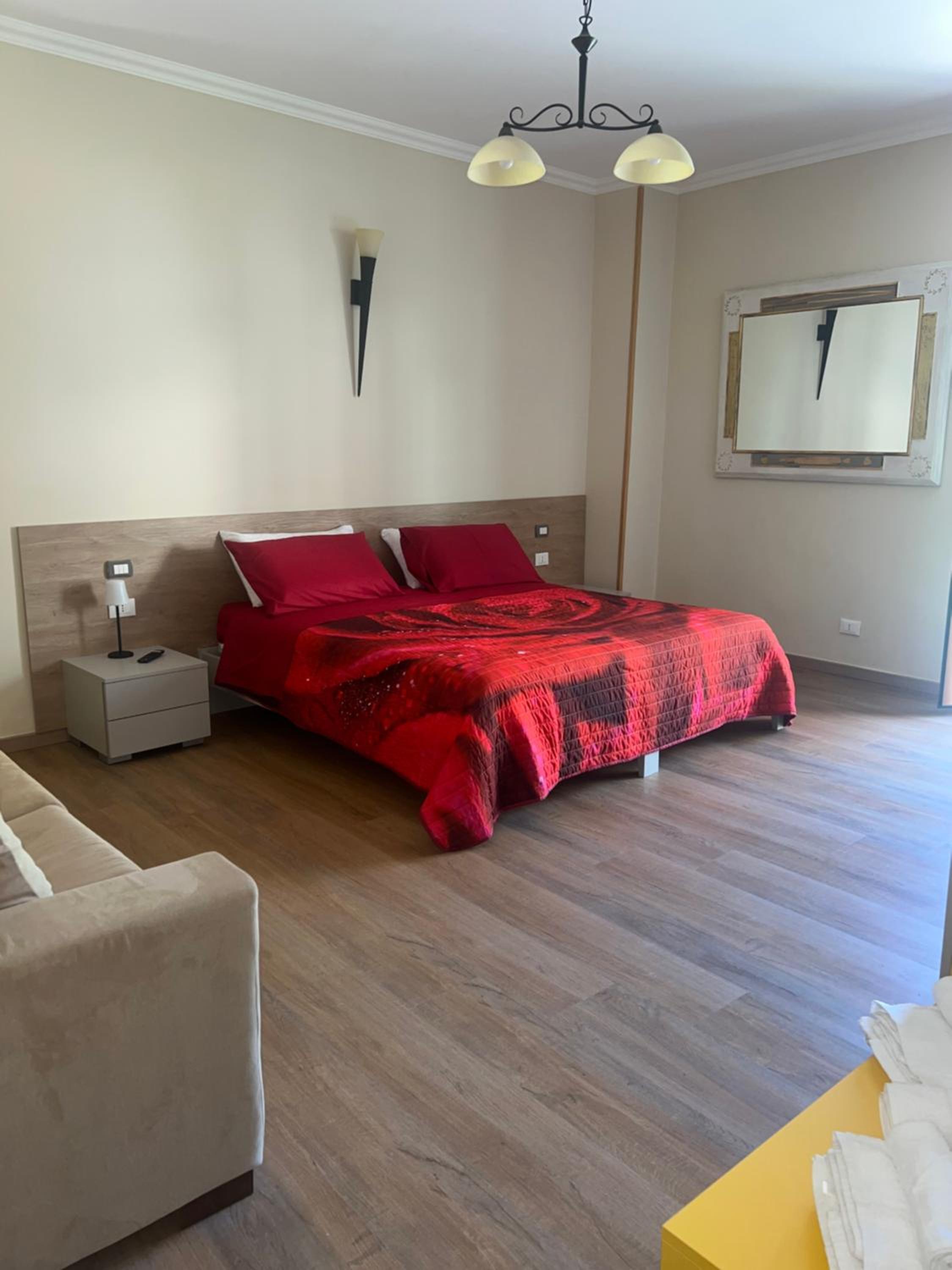 Large Double or Twin Room photo 1