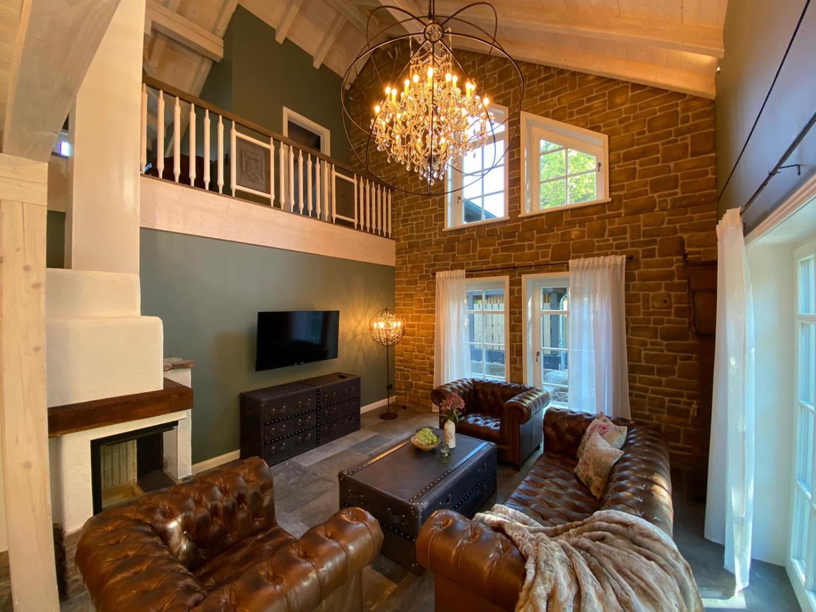 3 Bedroom Lodge with Open Sleeping Loft, Sauna and Fireplace photo 1