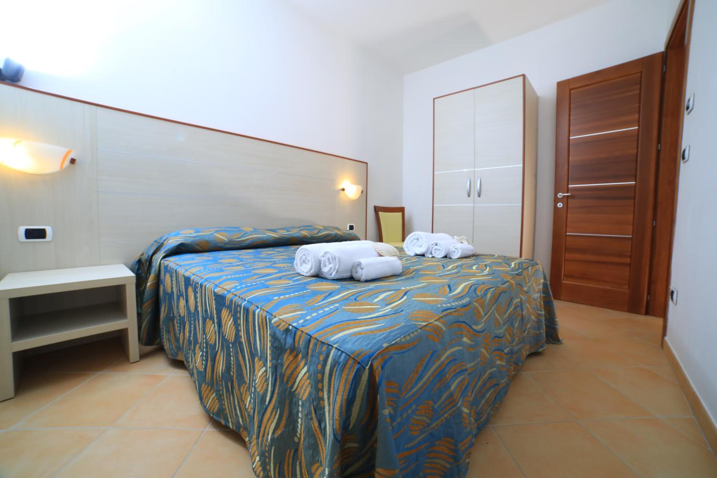 Apartment - Ground Floor photo 1