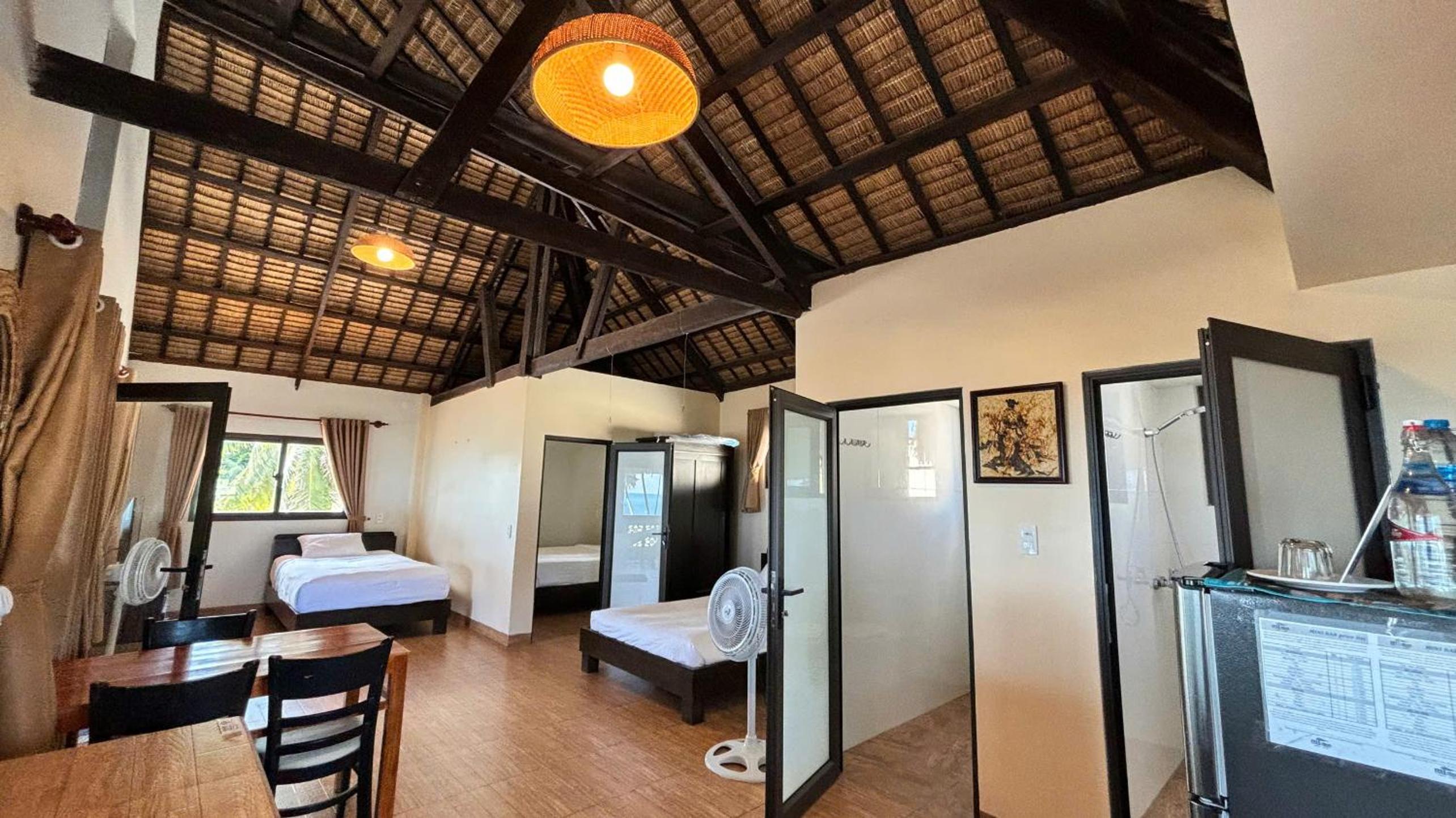 Family Room with Sea View - Photo 9
