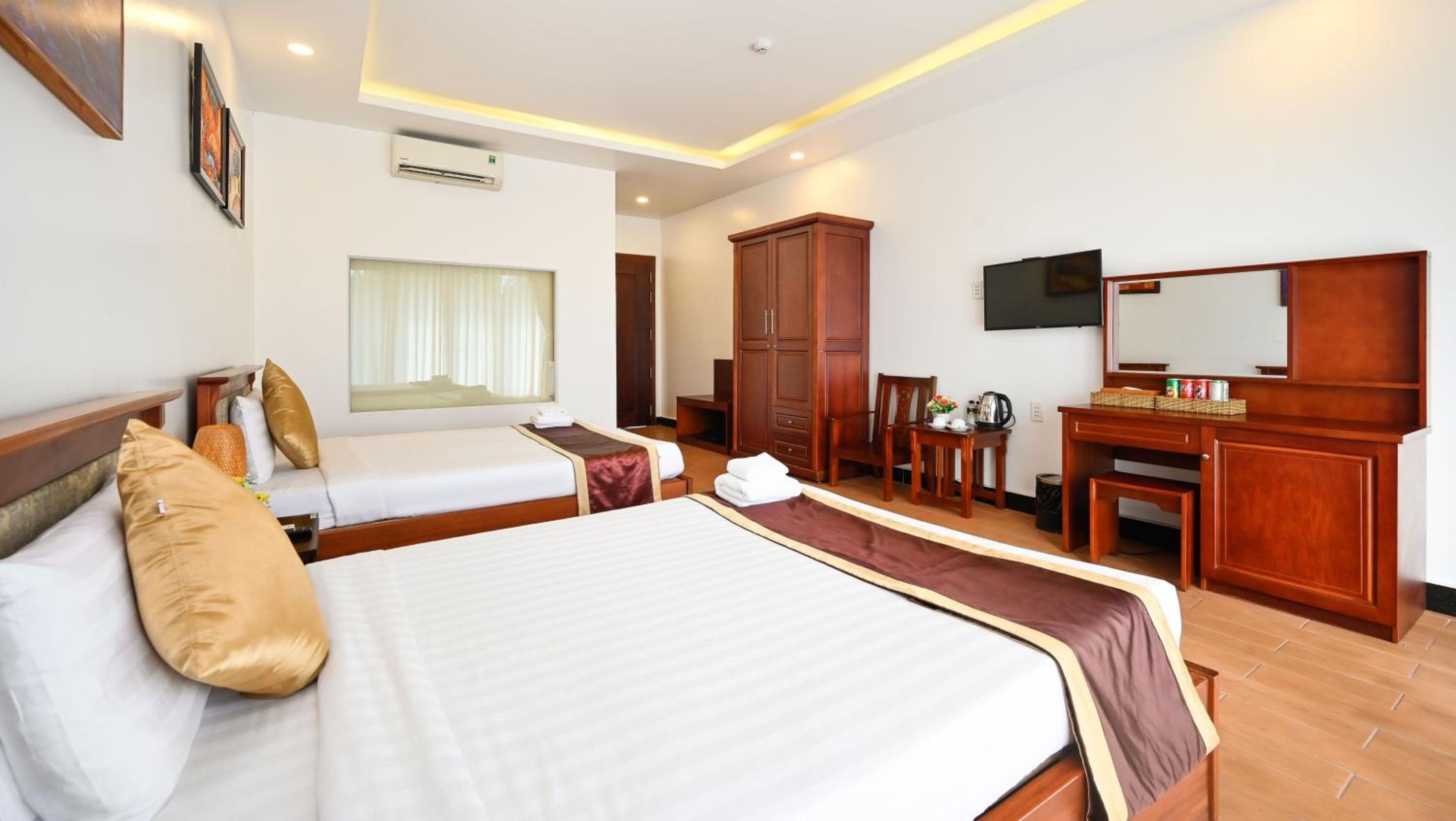 Deluxe Twin Room - Photo 8