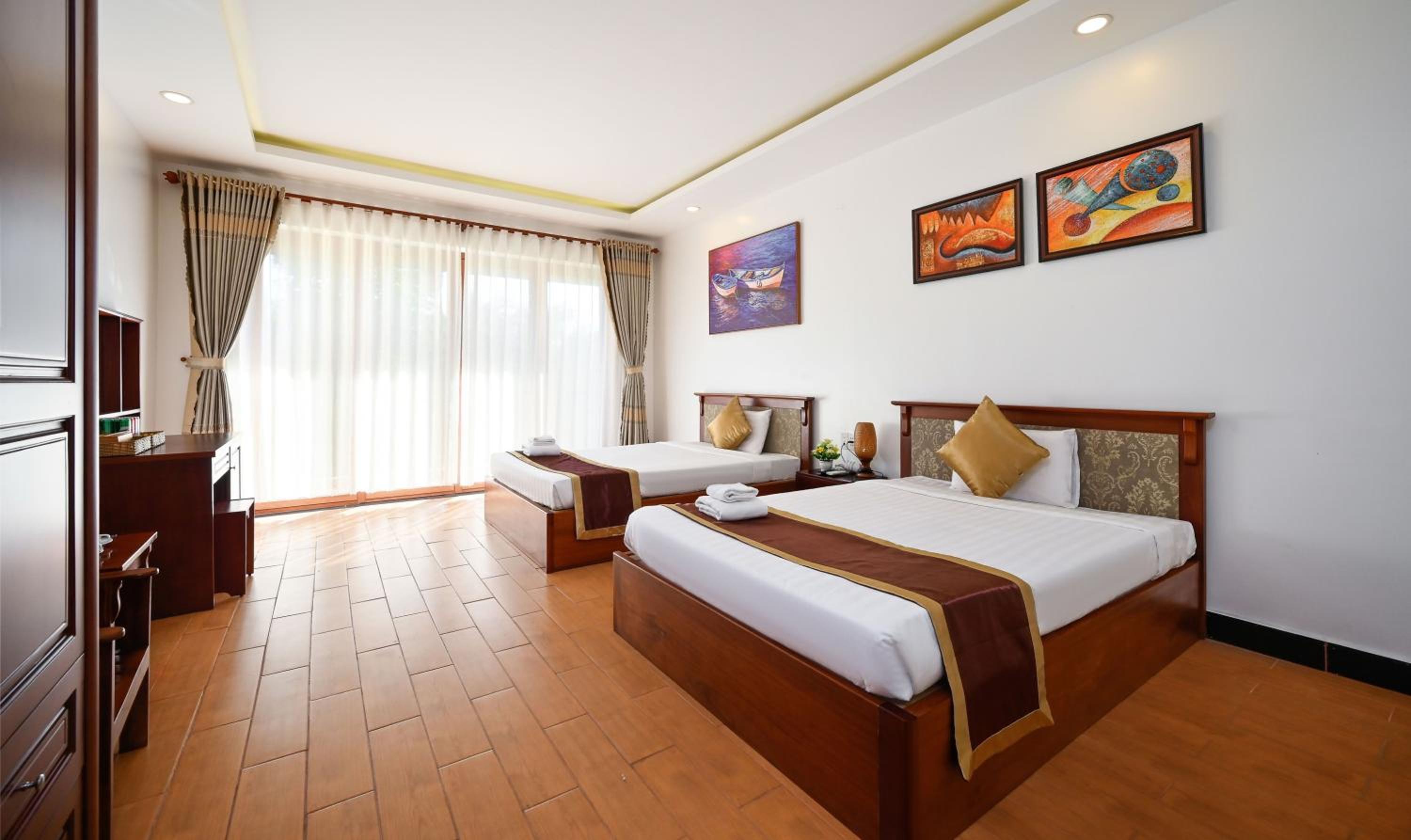 Deluxe Twin Room - Photo 1