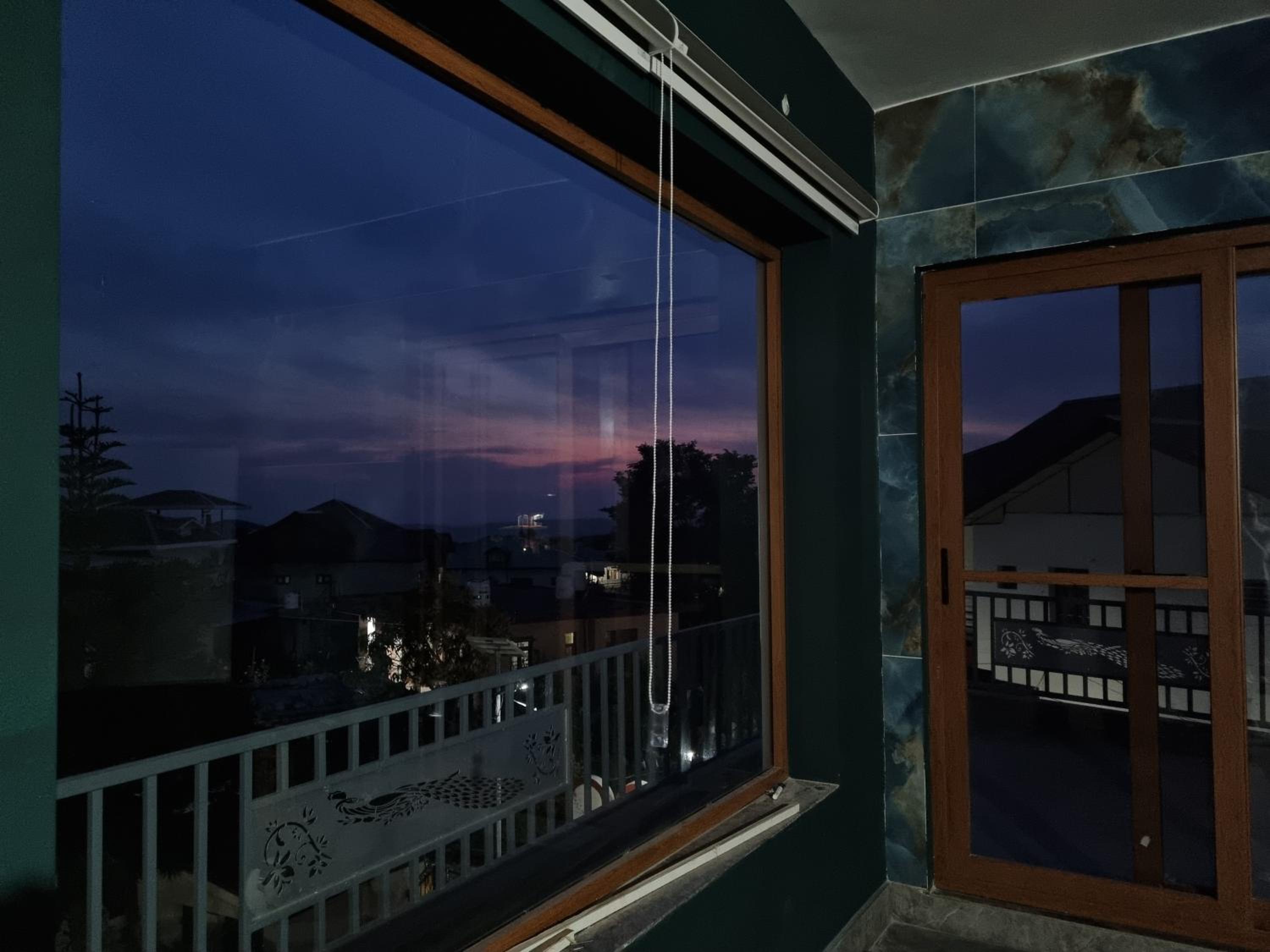 King Suite With Balcony photo 2