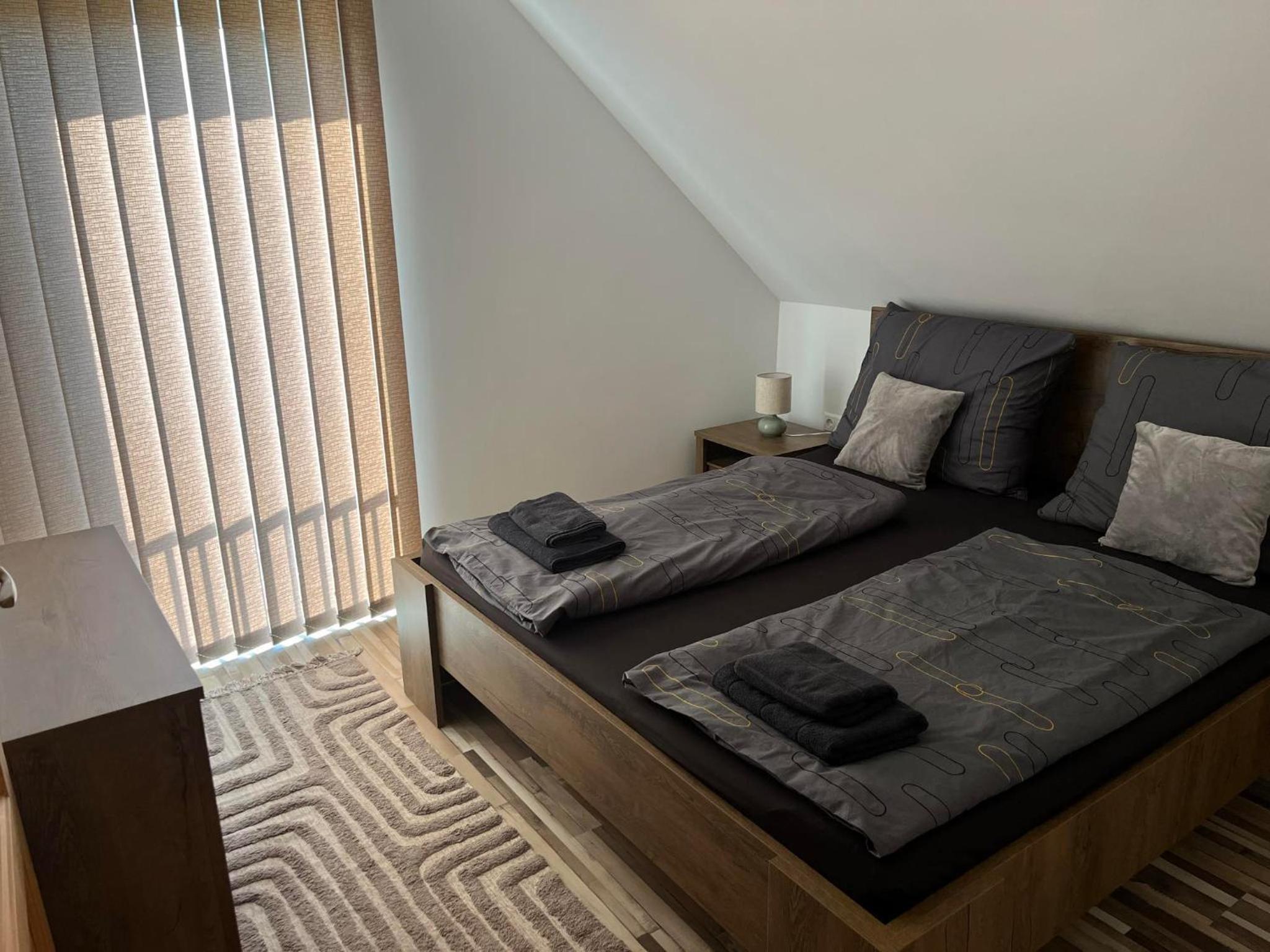 Three-Bedroom Premium Apartment with Balcony photo 2