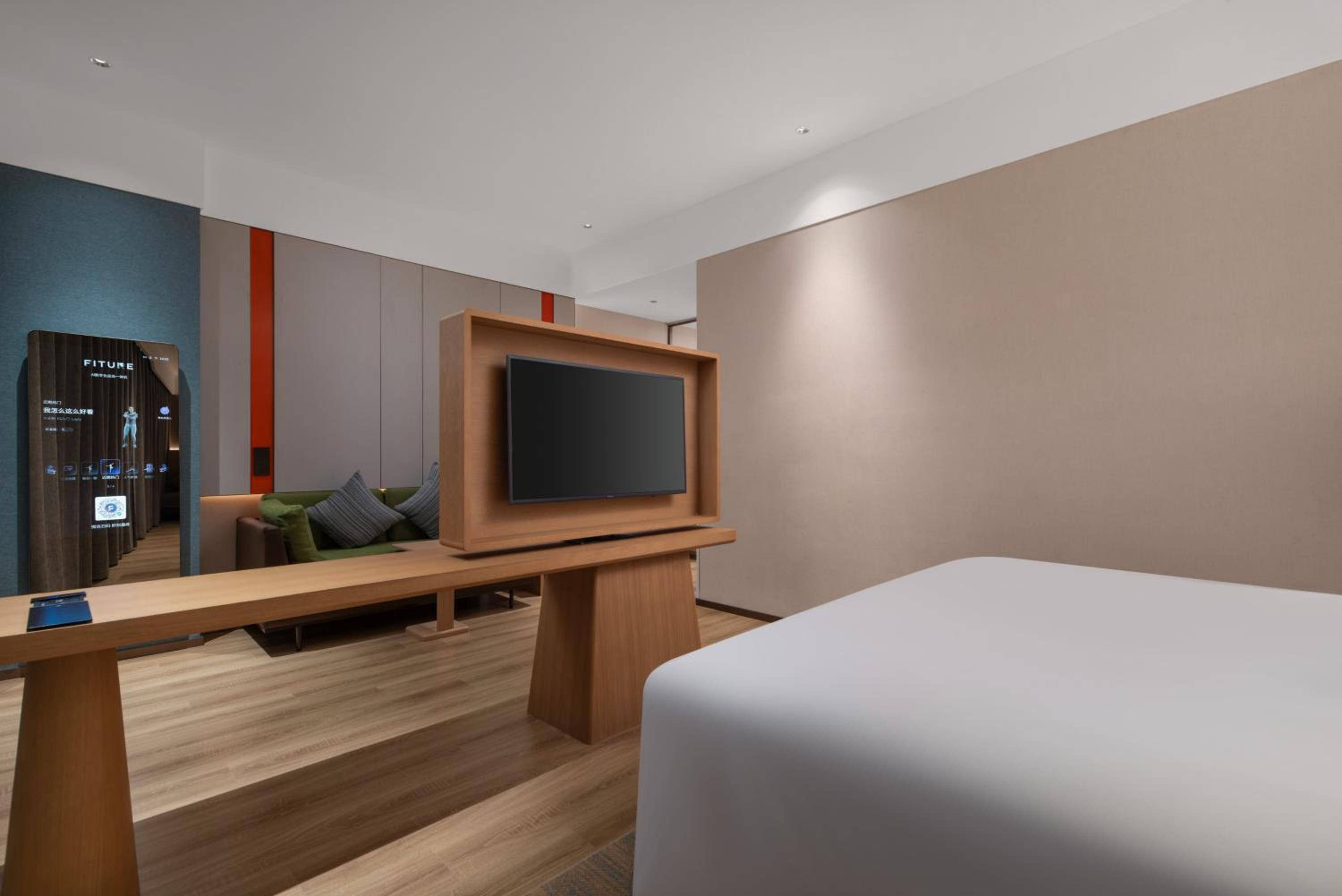 Standard Queen Room with Extra Floor Space - Photo 6