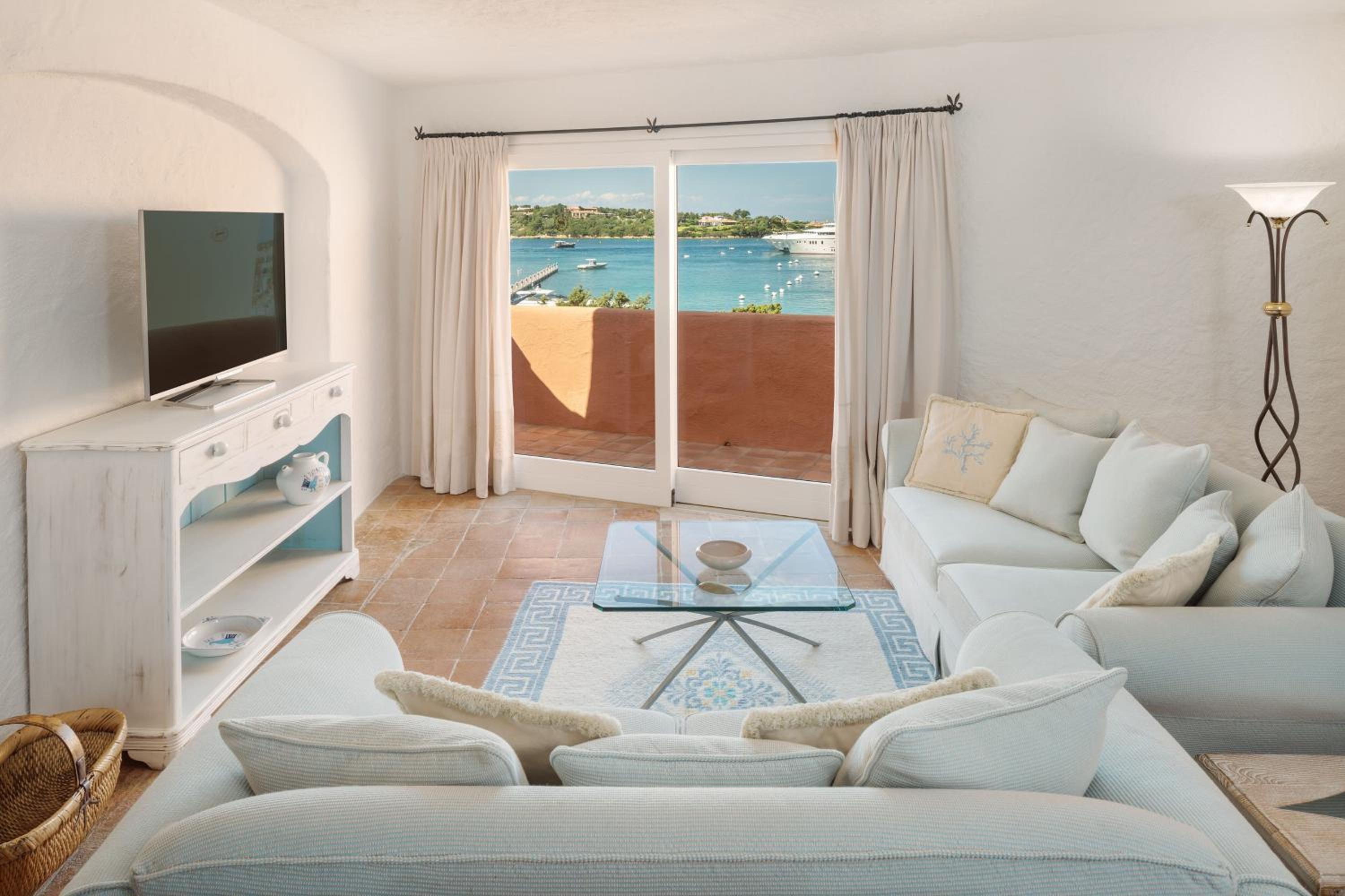 Signature Suite