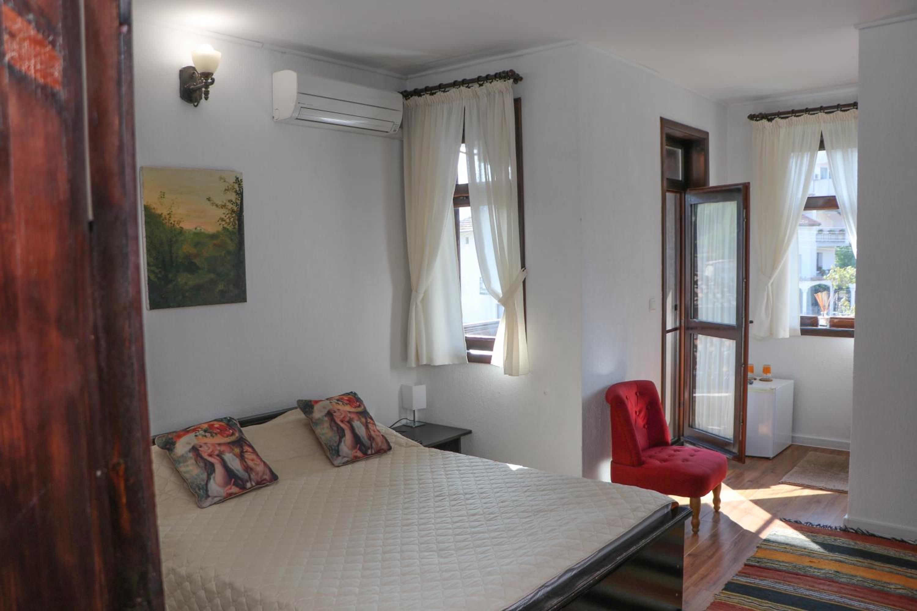 Double Room with Balcony photo 3