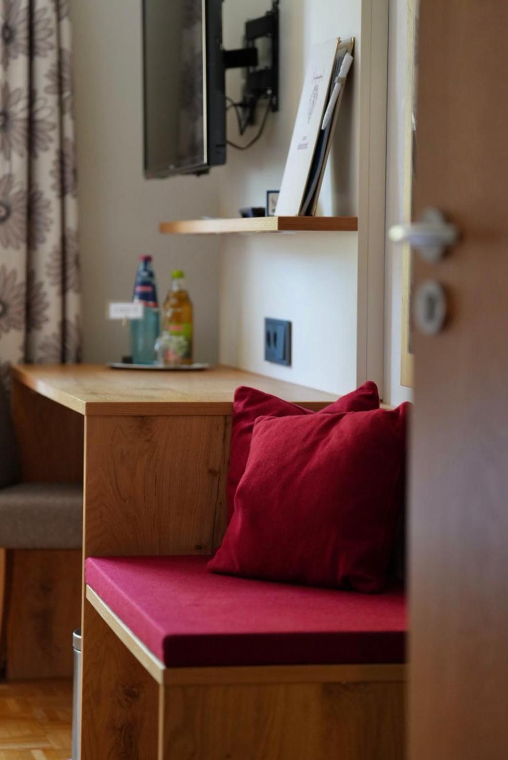 Double Room - Photo 1
