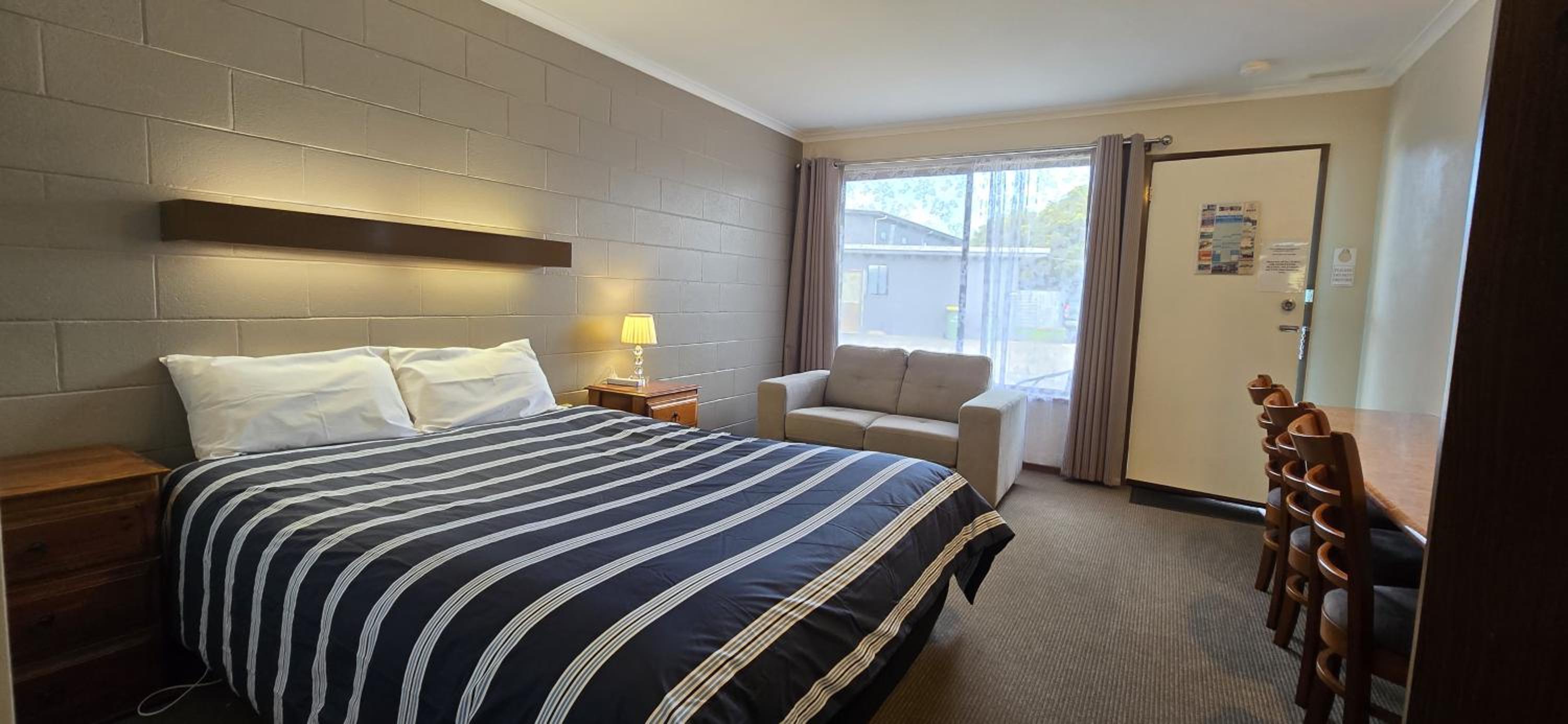 Deluxe Queen Room photo 1