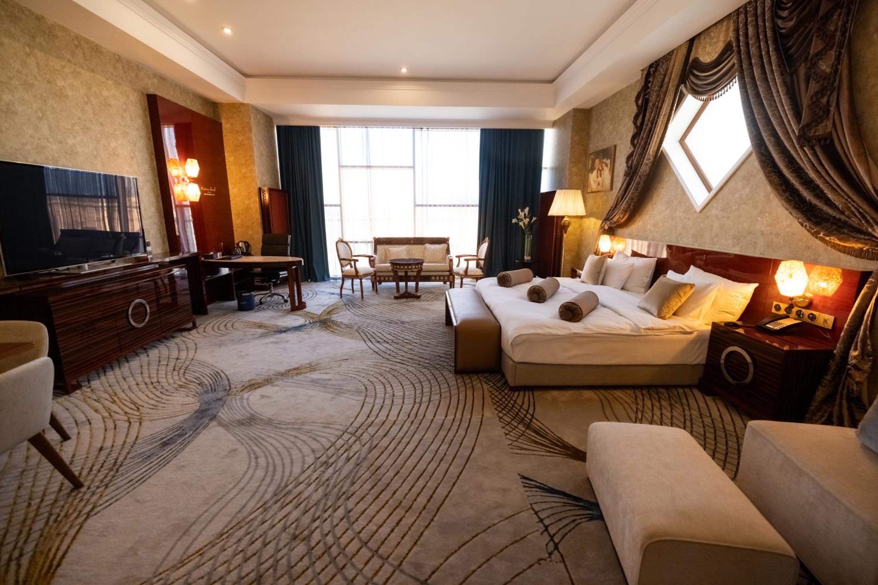 Executive Suite